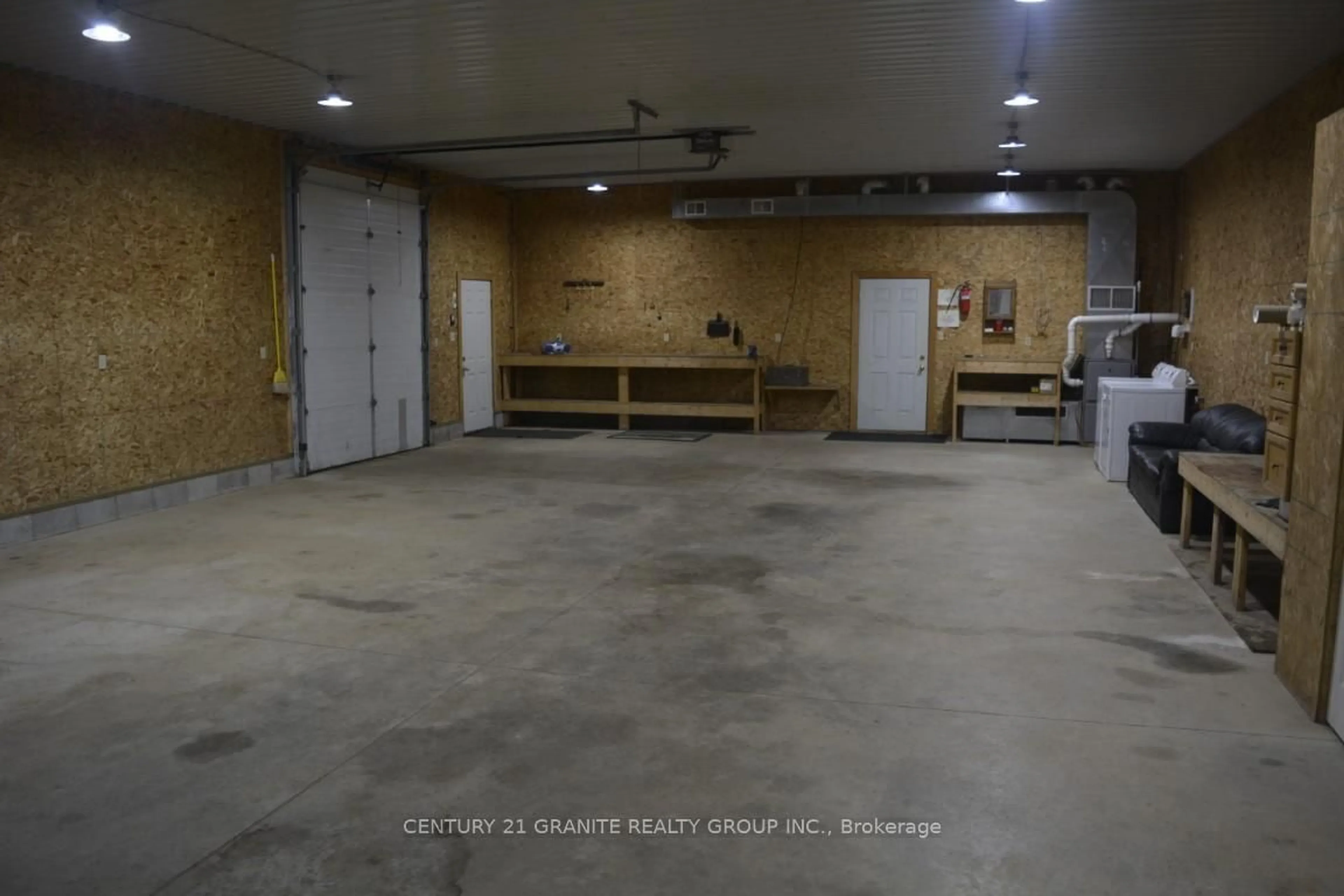 Indoor garage for 2128 Old Hastings Rd, Wollaston Ontario K0L 2L0
