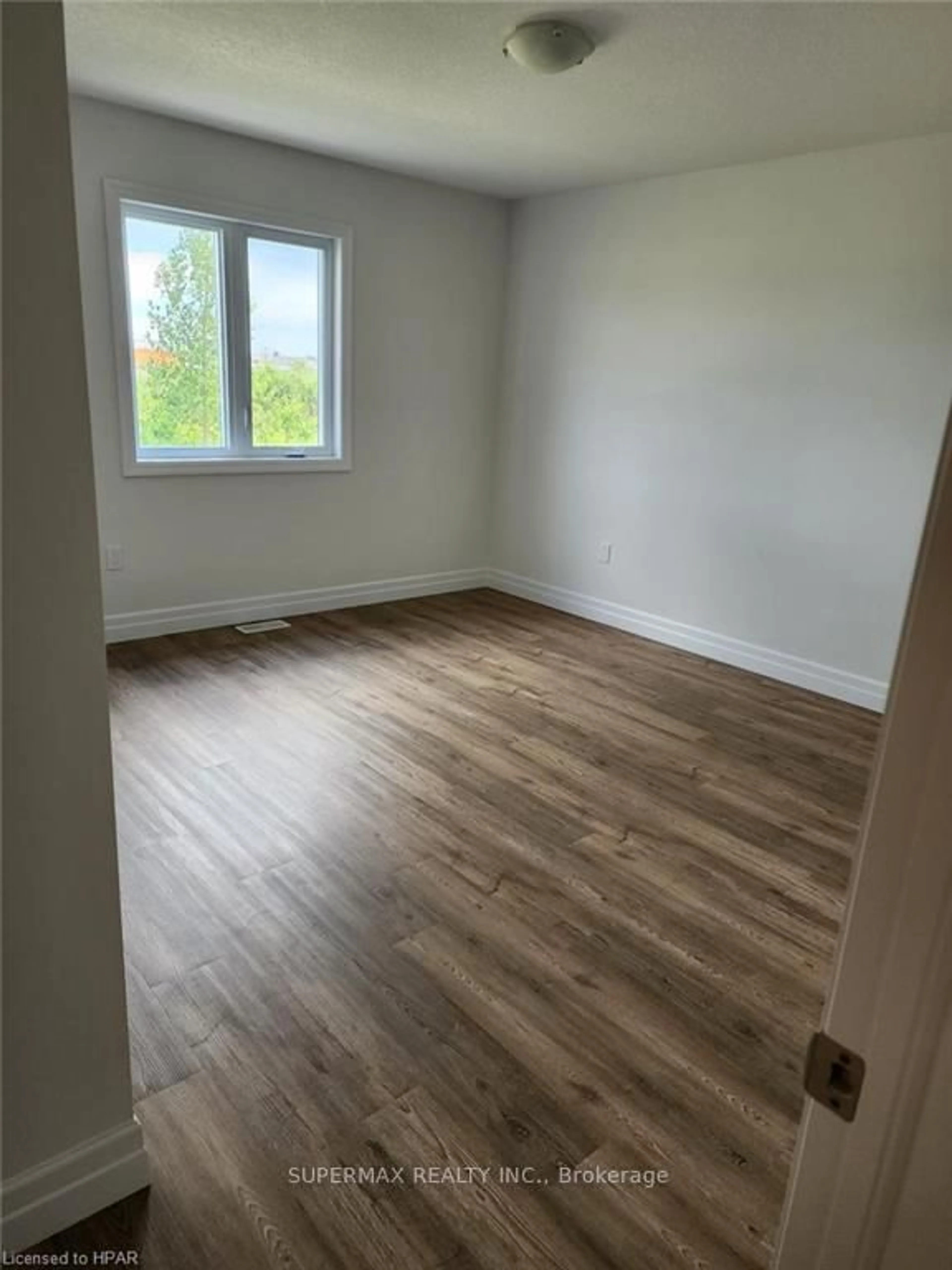 A pic of a room for 624 Wray Ave, North Perth Ontario N4W 0J9
