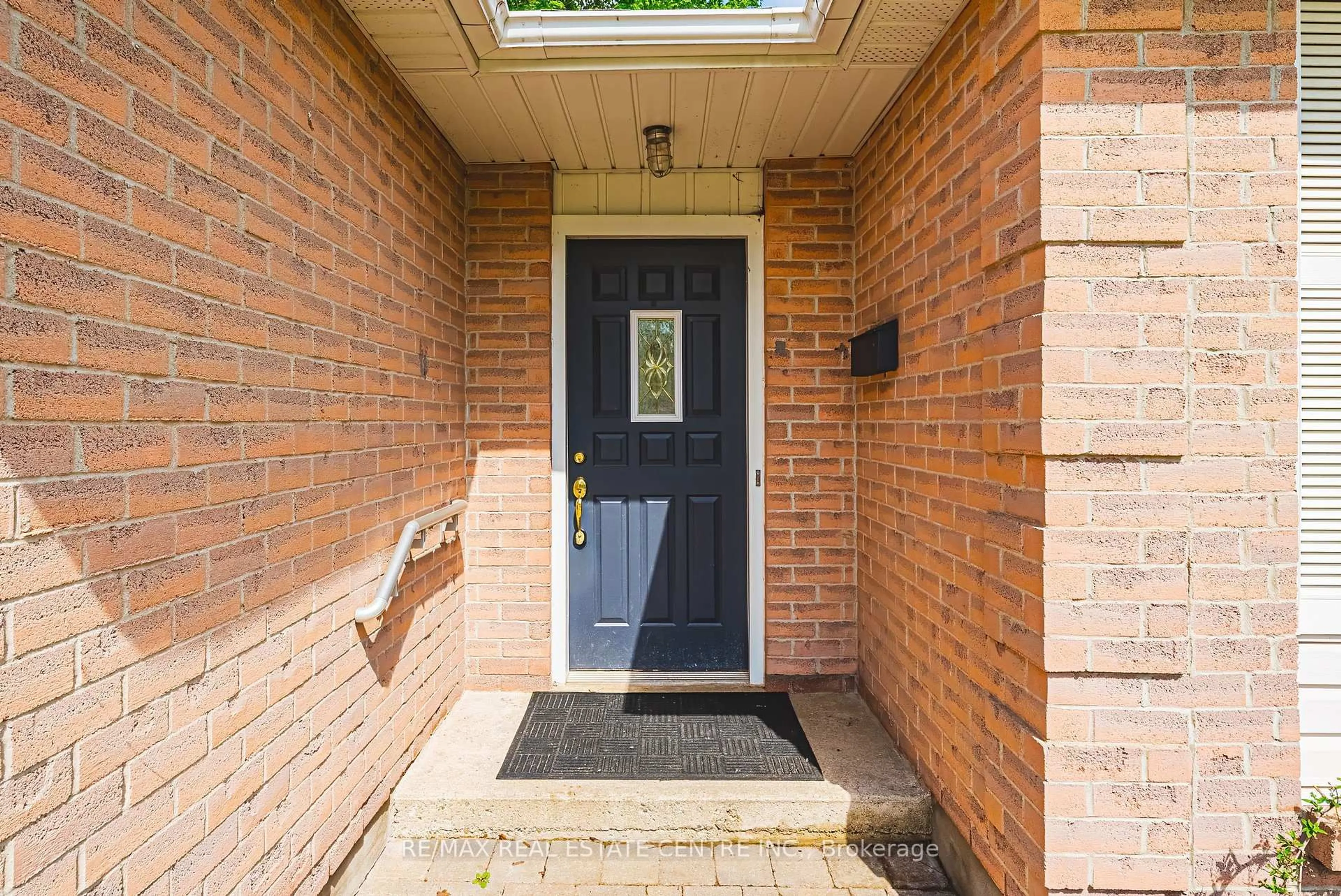Unknown for 101 Fife Rd, Guelph Ontario N1H 6X9