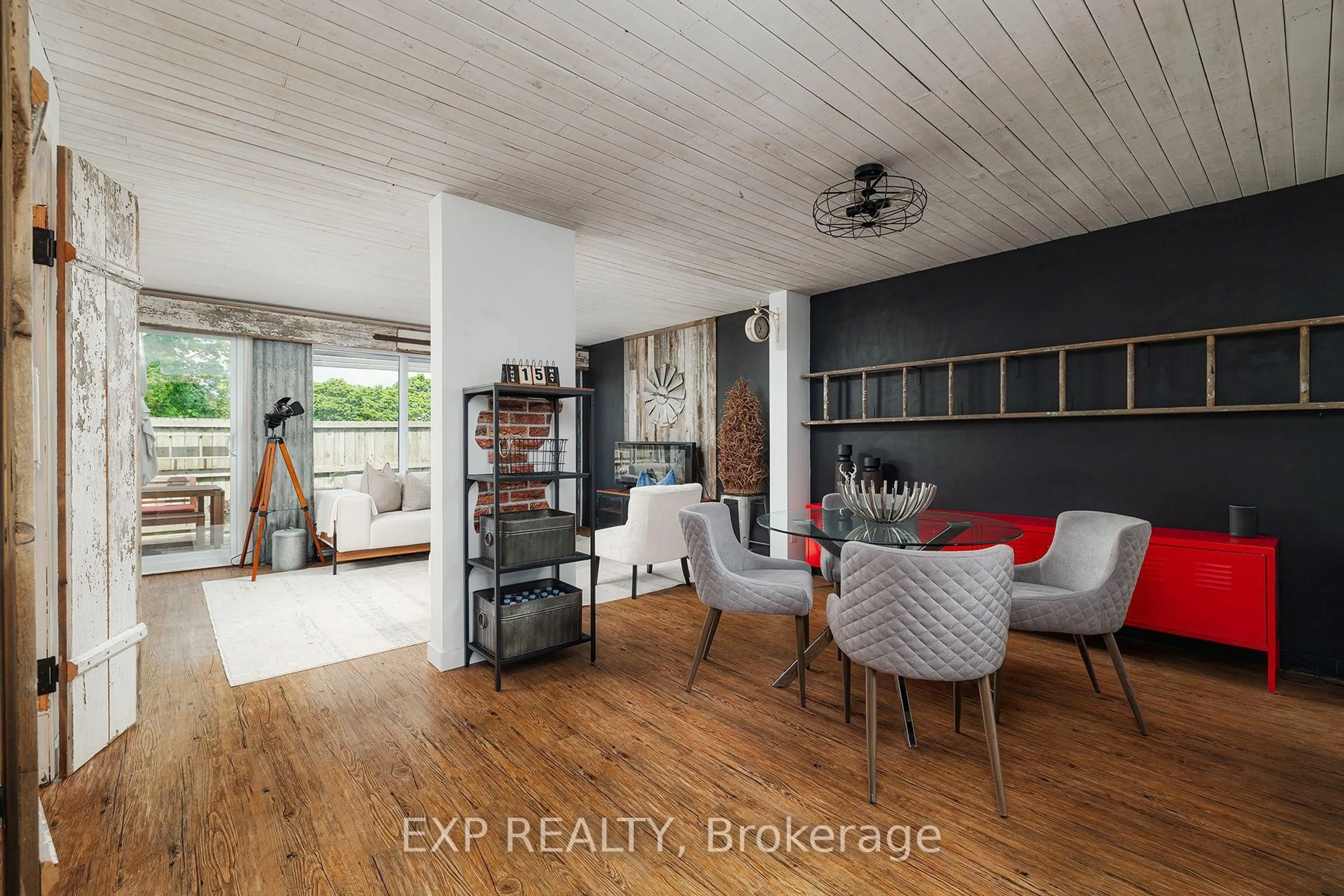 Unknown for 689 Hillview Rd, Cambridge Ontario N3H 5C3