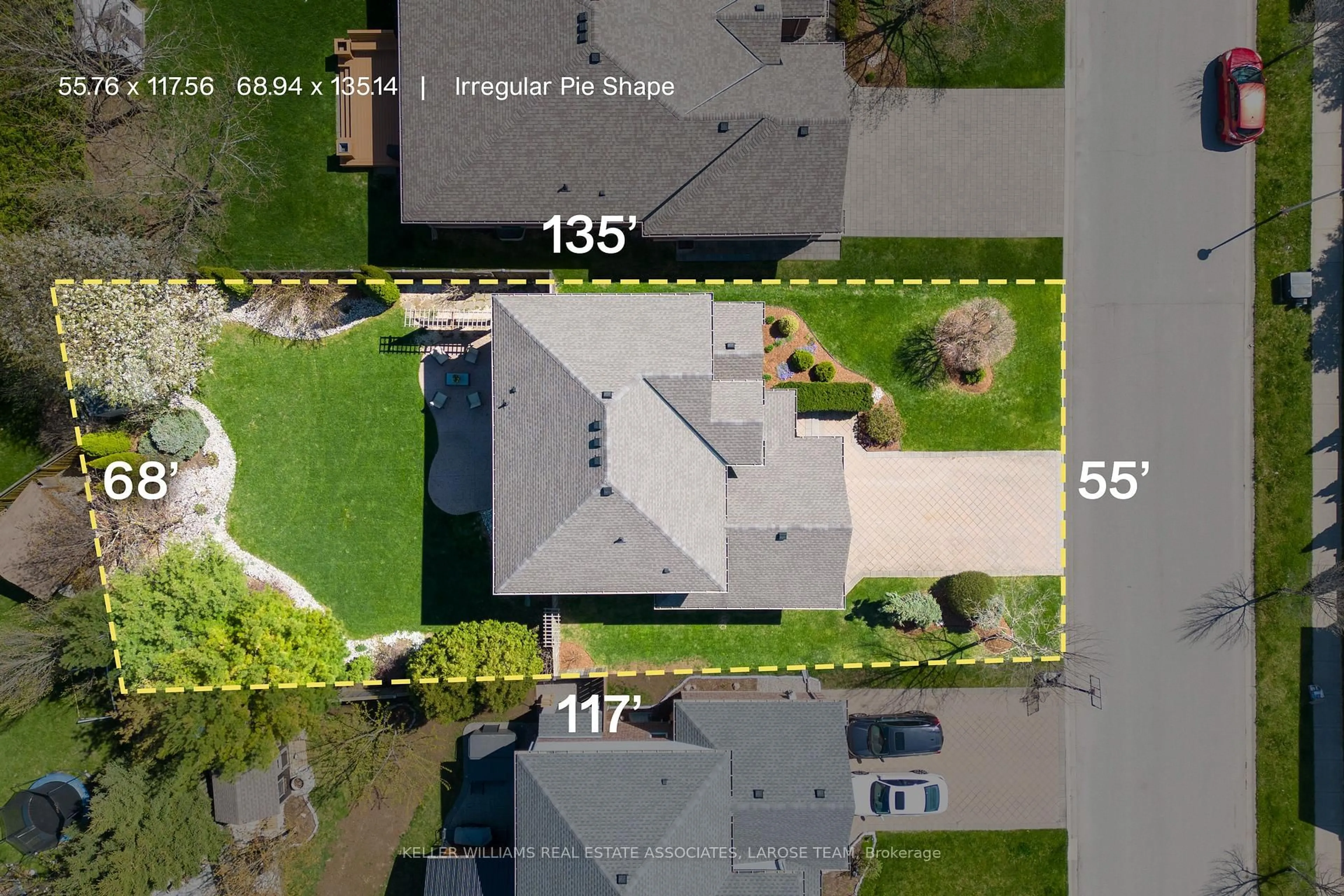 A pic from outside/outdoor area/front of a property/back of a property/a pic from drone, street for 2172 Logans Ru, London South Ontario N6K 5A4