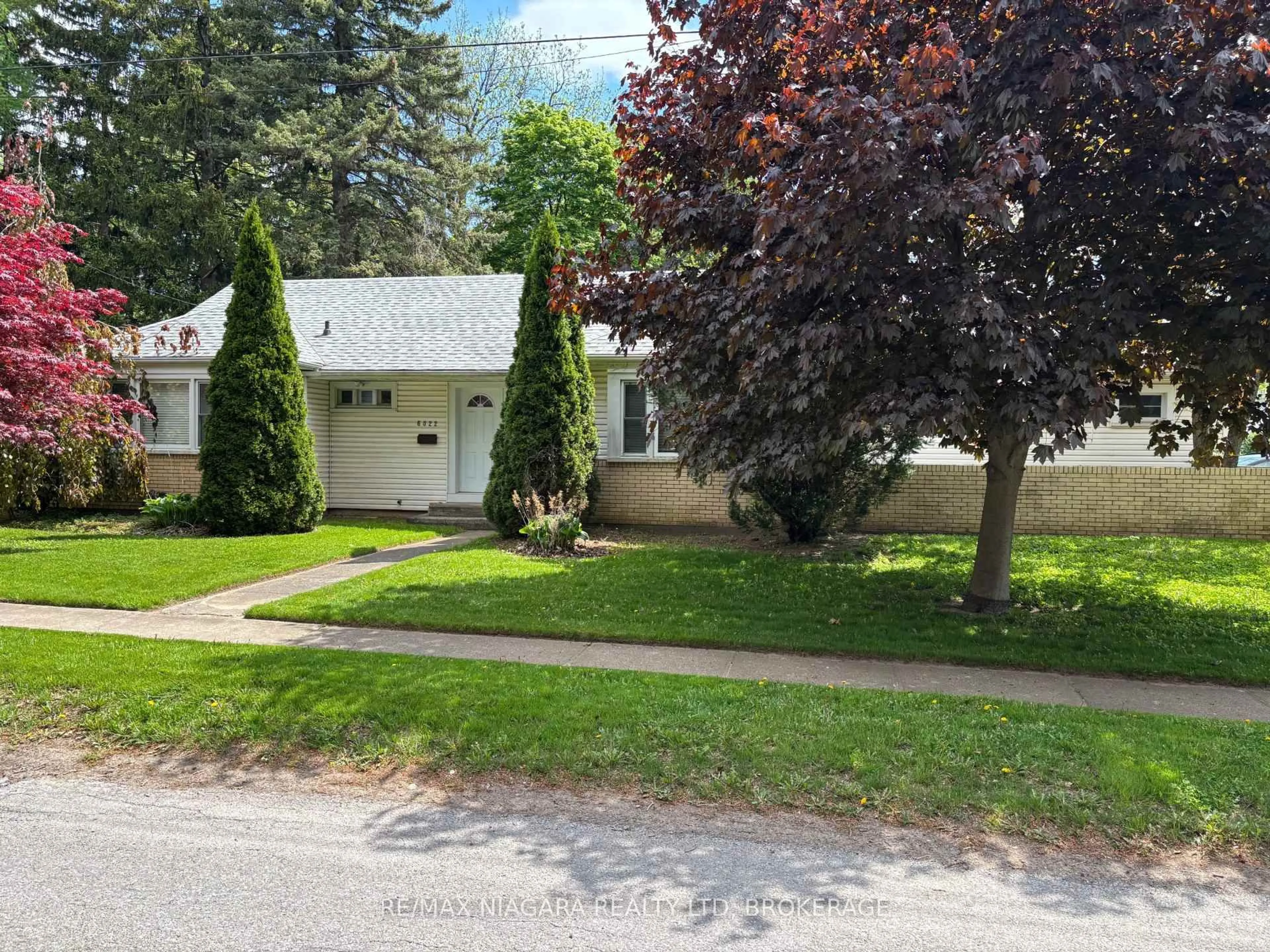Unknown for 6022 Brookfield Ave, Niagara Falls Ontario L2G 5R5