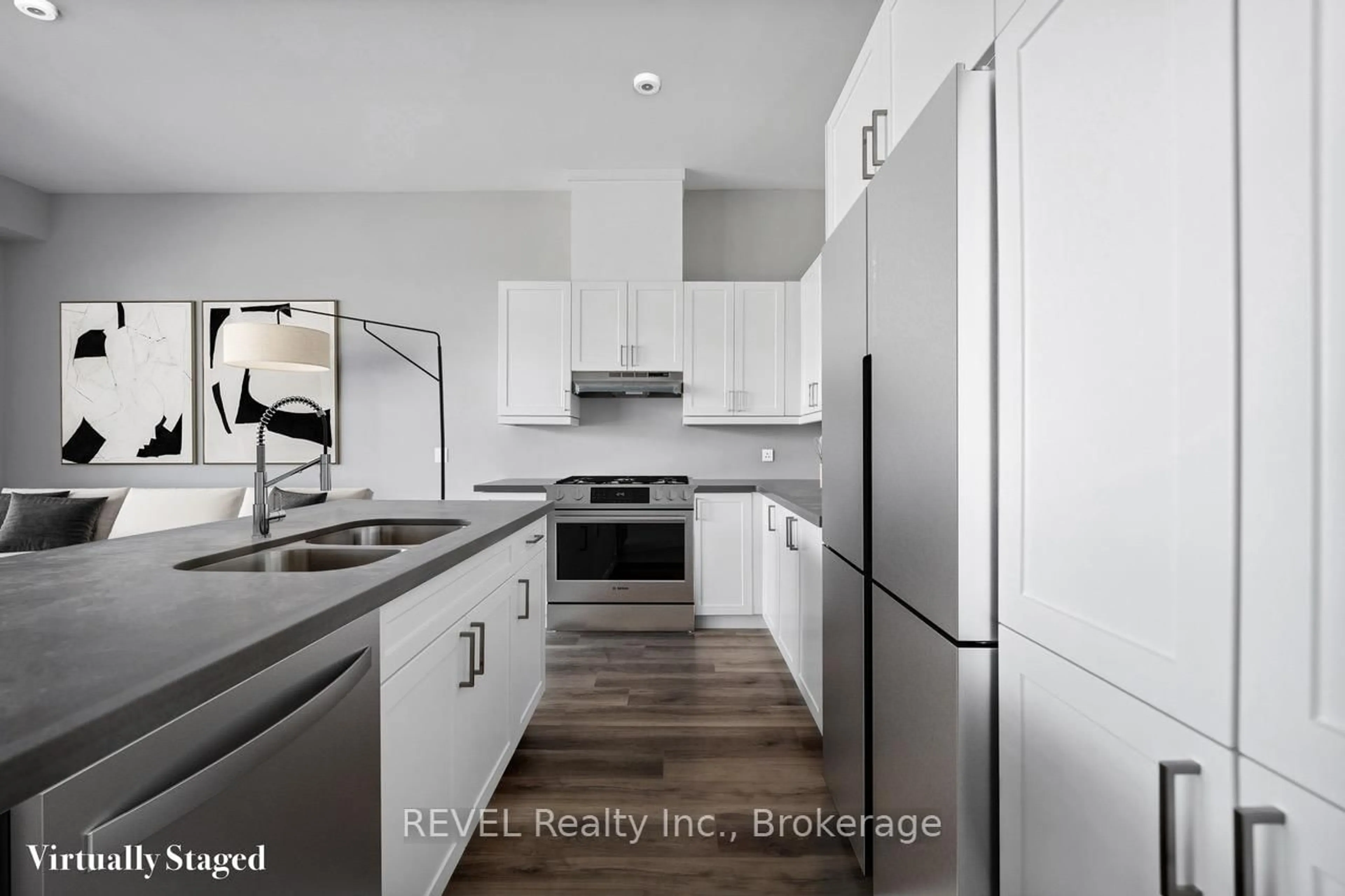 Open concept kitchen, unknown for 101 IVY Cres, Thorold Ontario L2V 4N9