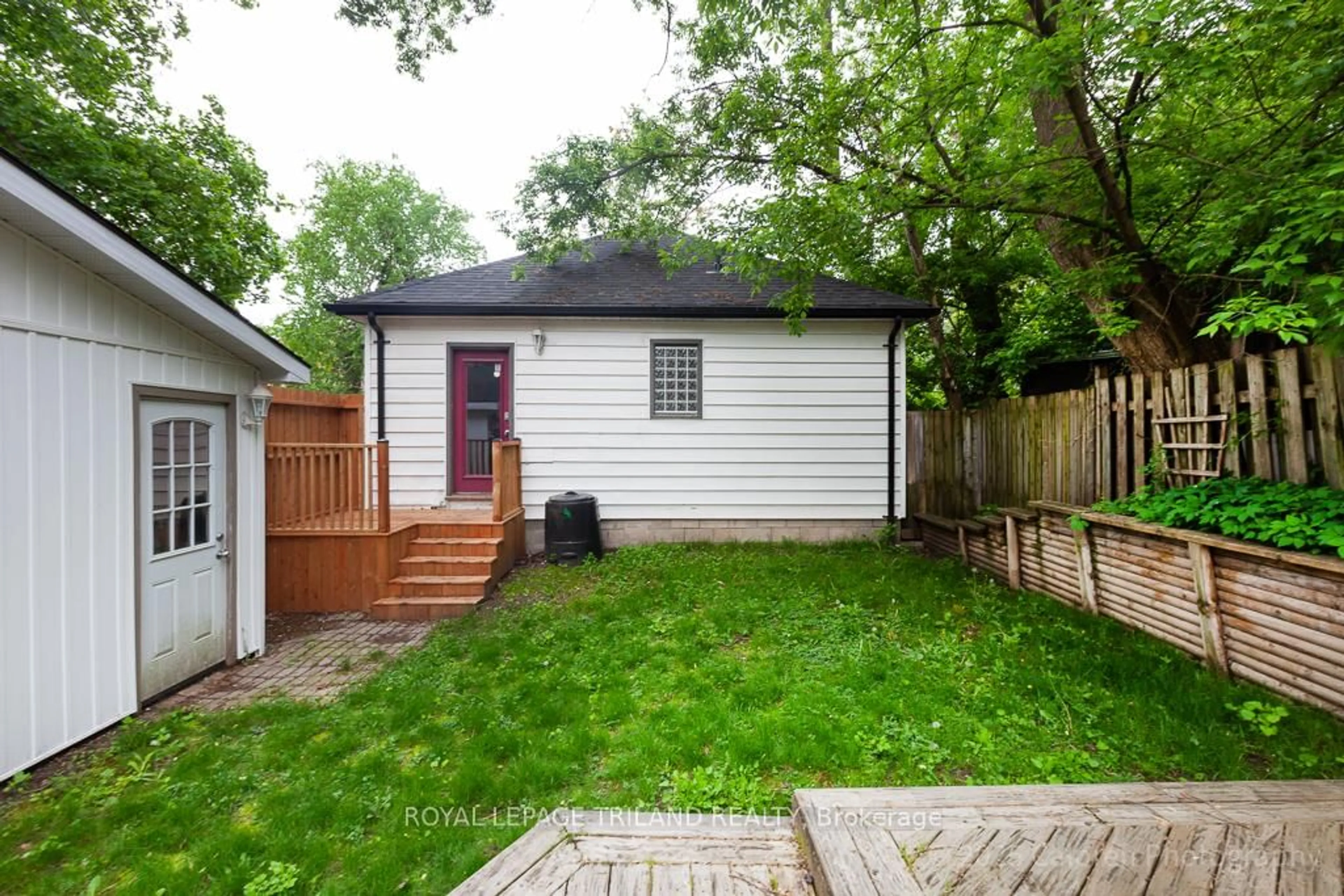 Shed for 253 Riverside Dr, London North Ontario N6H 1E8