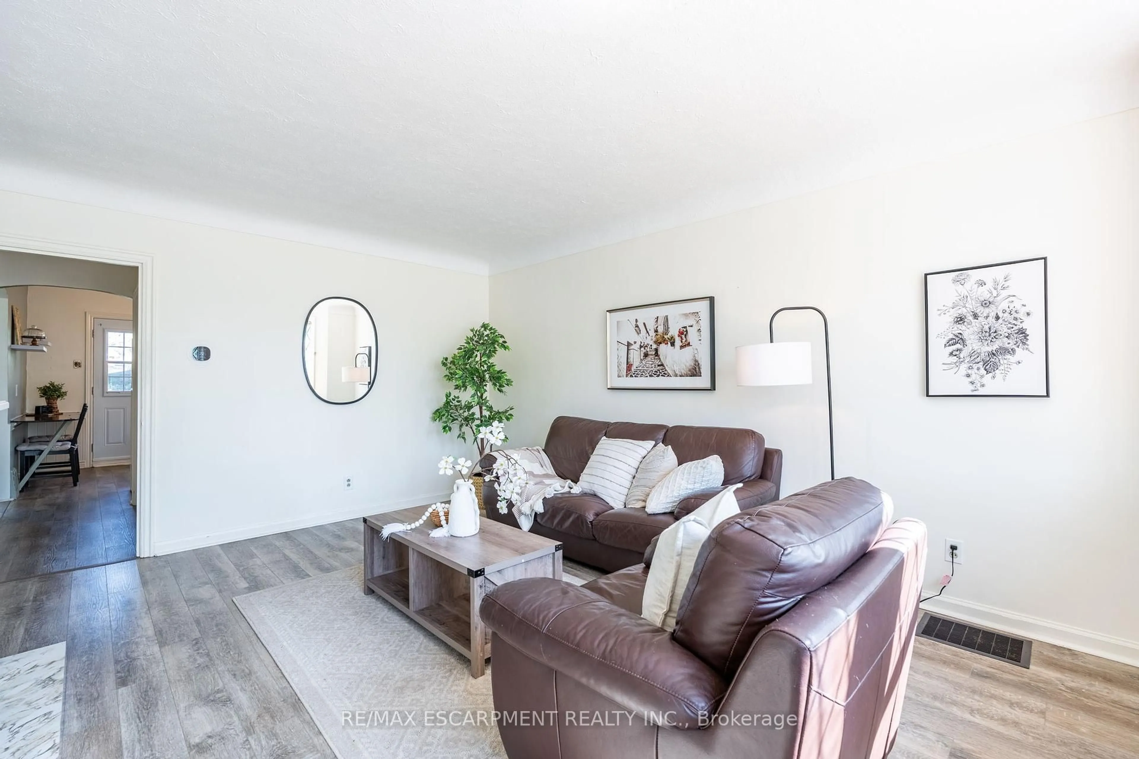 Living room with furniture, unknown for 167 Rodgers Rd, Hamilton Ontario L8K 3C1
