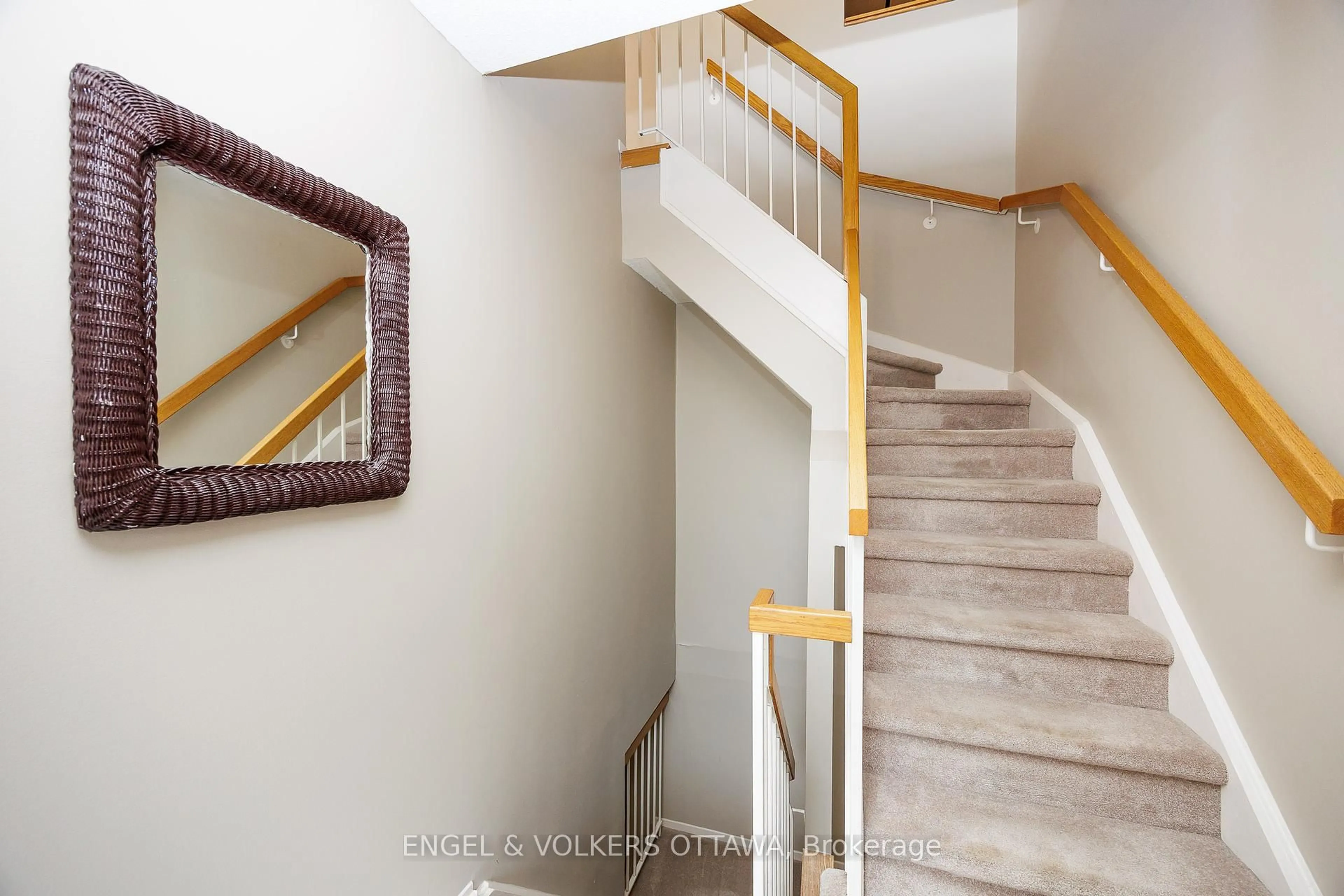 Stairs for 1795 Marsala Cres #203, Ottawa Ontario K4A 2E9