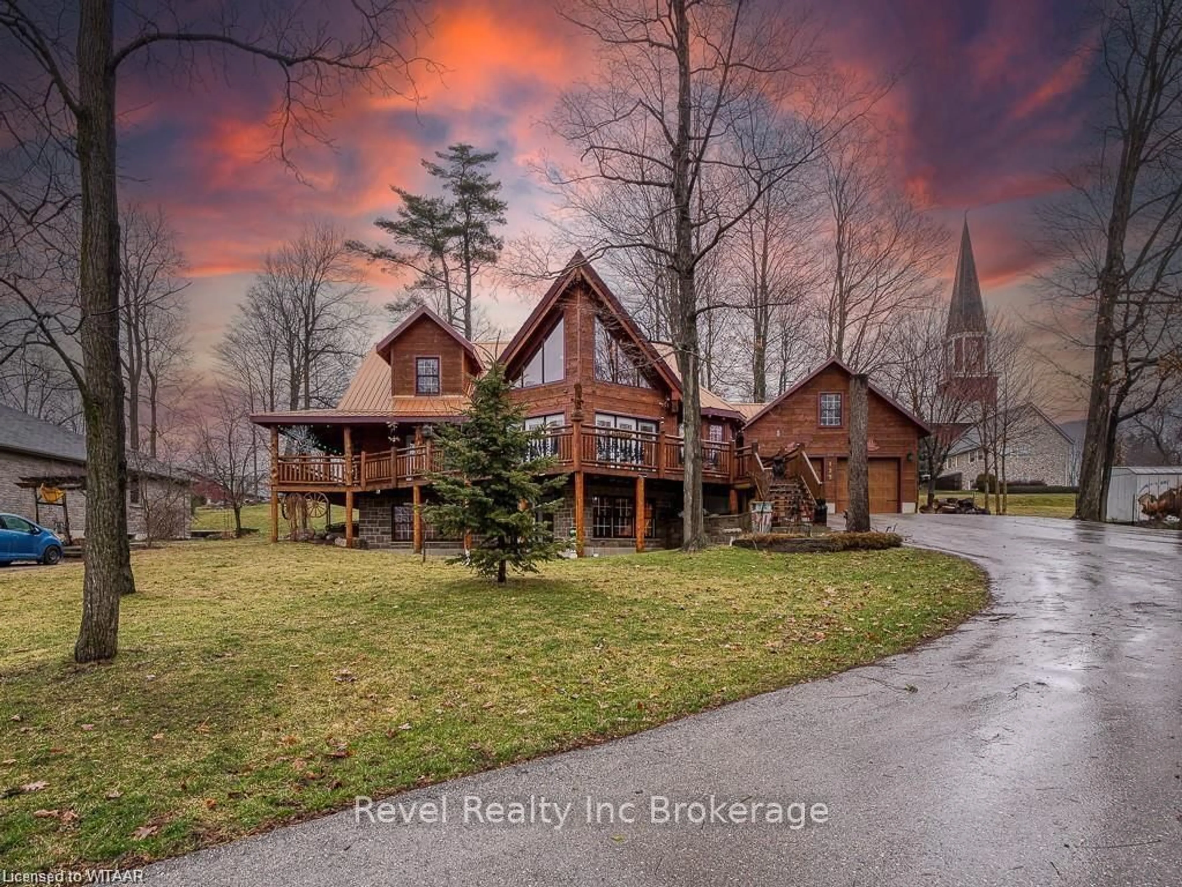 A pic from outside/outdoor area/front of a property/back of a property/a pic from drone, building for 152 HURON St, Zorra Ontario N0J 1J0