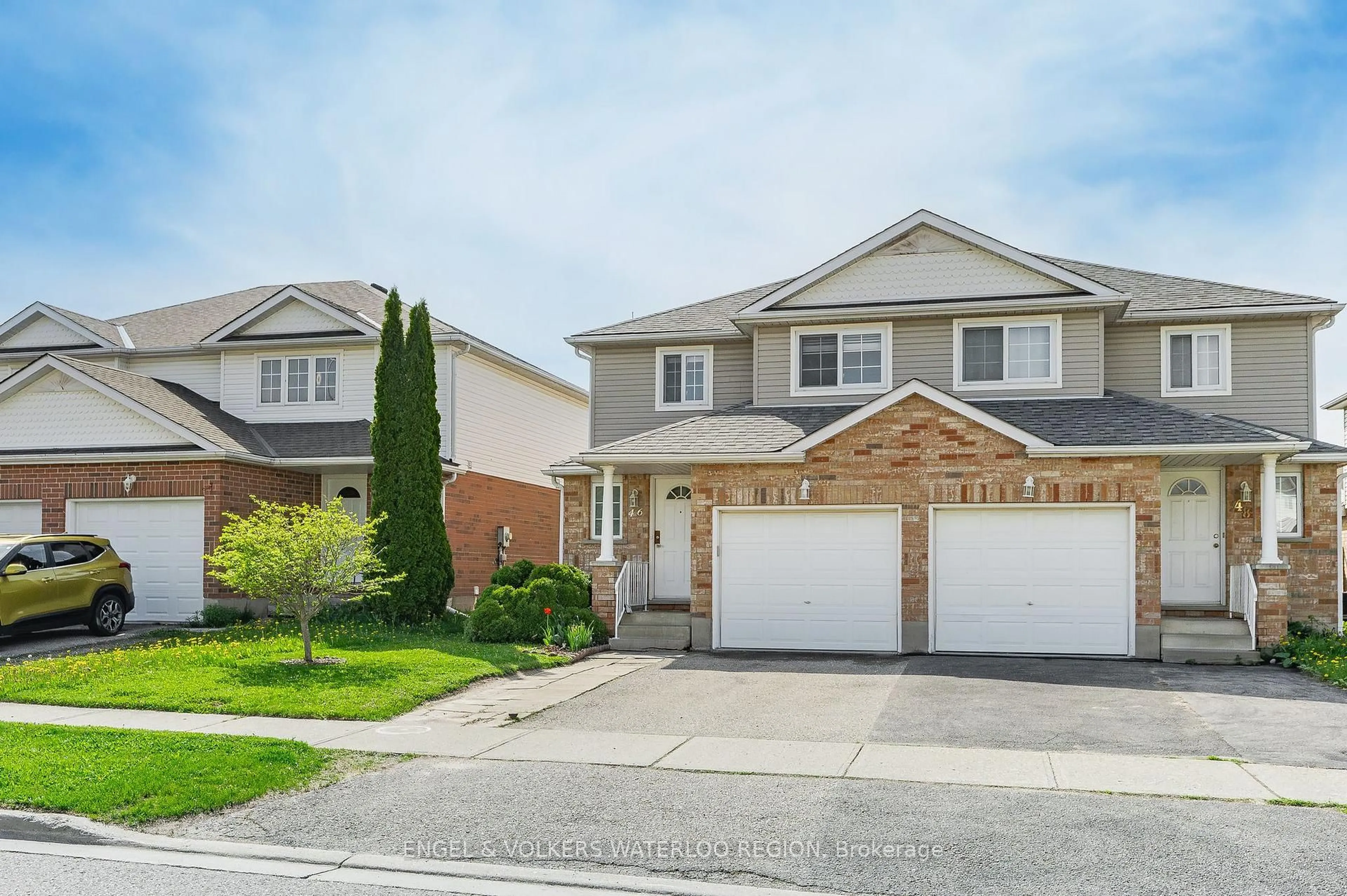 Home with vinyl exterior material, street for 46 Hackberry St, Kitchener Ontario N2E 3R9