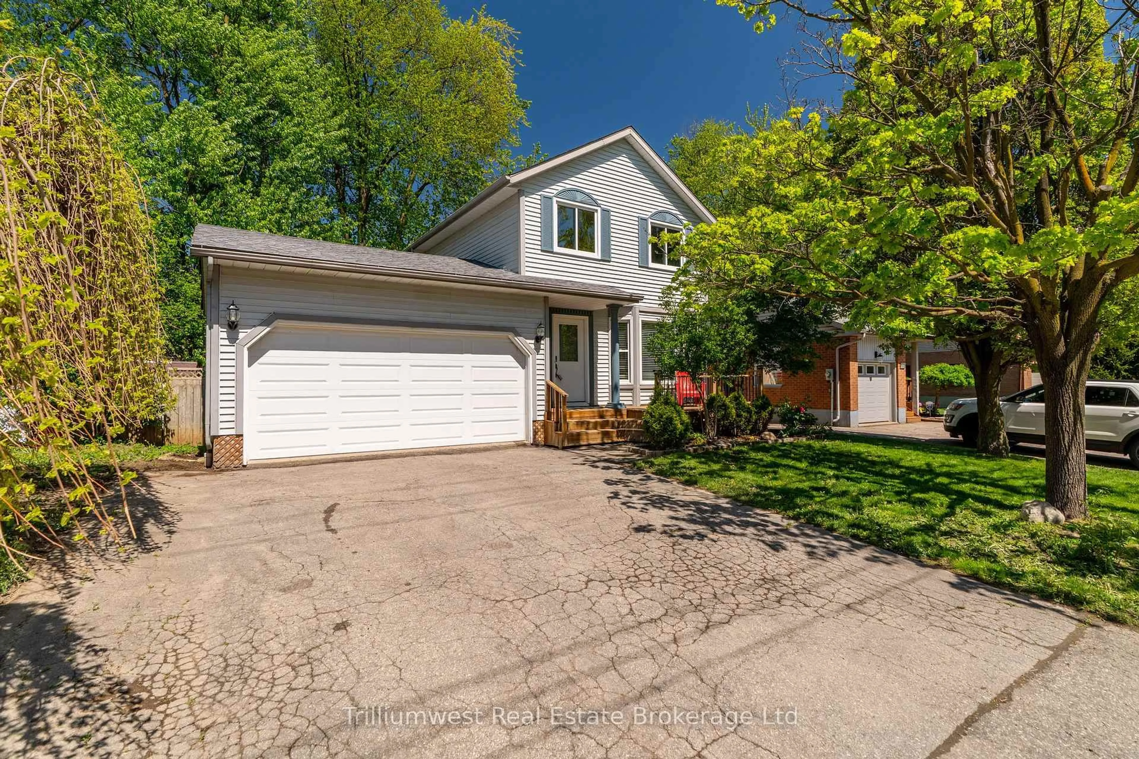 Unknown for 165 Imperial Rd, Guelph Ontario N1H 8B2