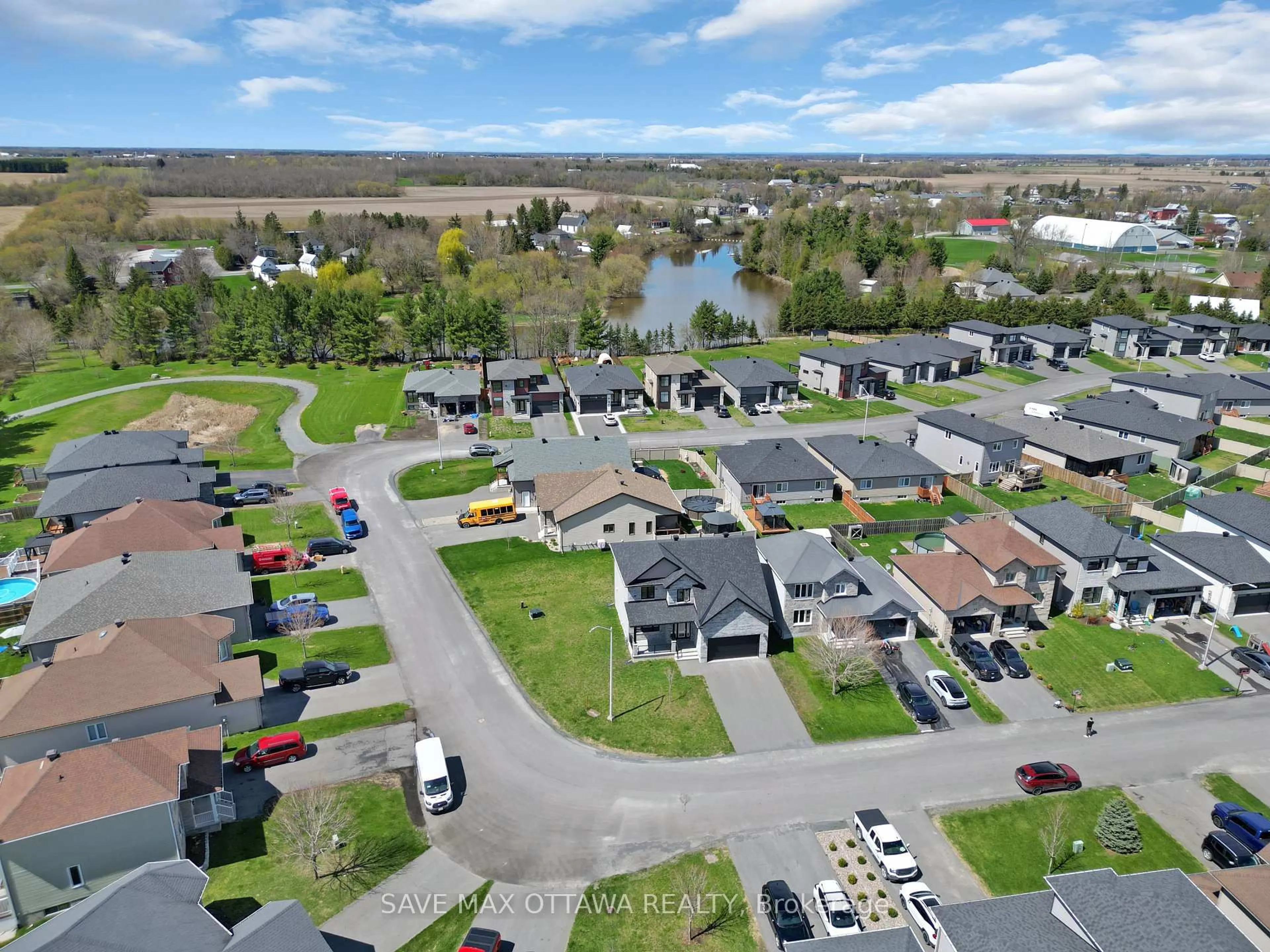 A pic from outside/outdoor area/front of a property/back of a property/a pic from drone, unknown for 12 Richer St, North Stormont Ontario K0A 1R0