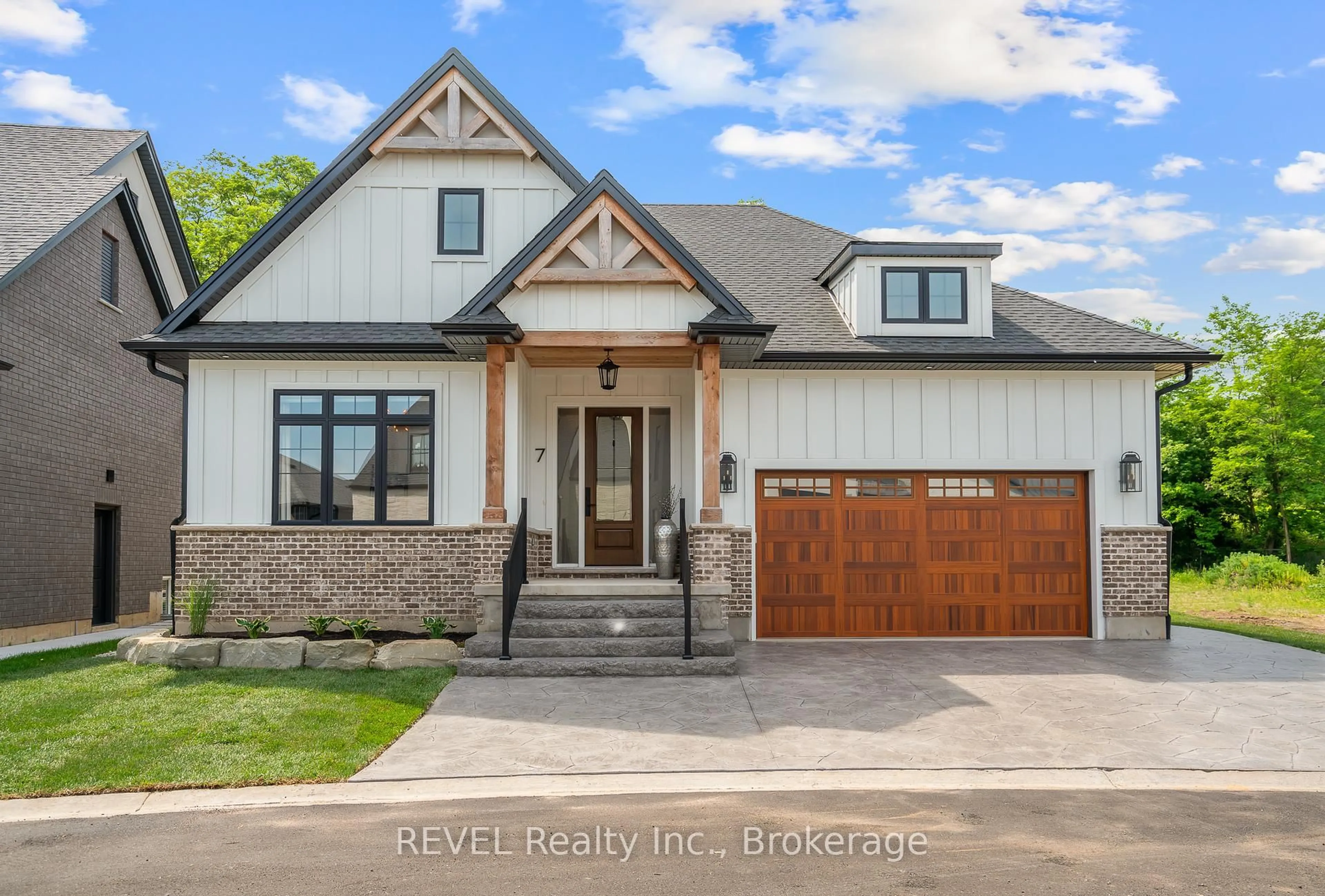 Home with brick exterior material, street for 7 Fedorkow Lane, Niagara-on-the-Lake Ontario L0S 1J1