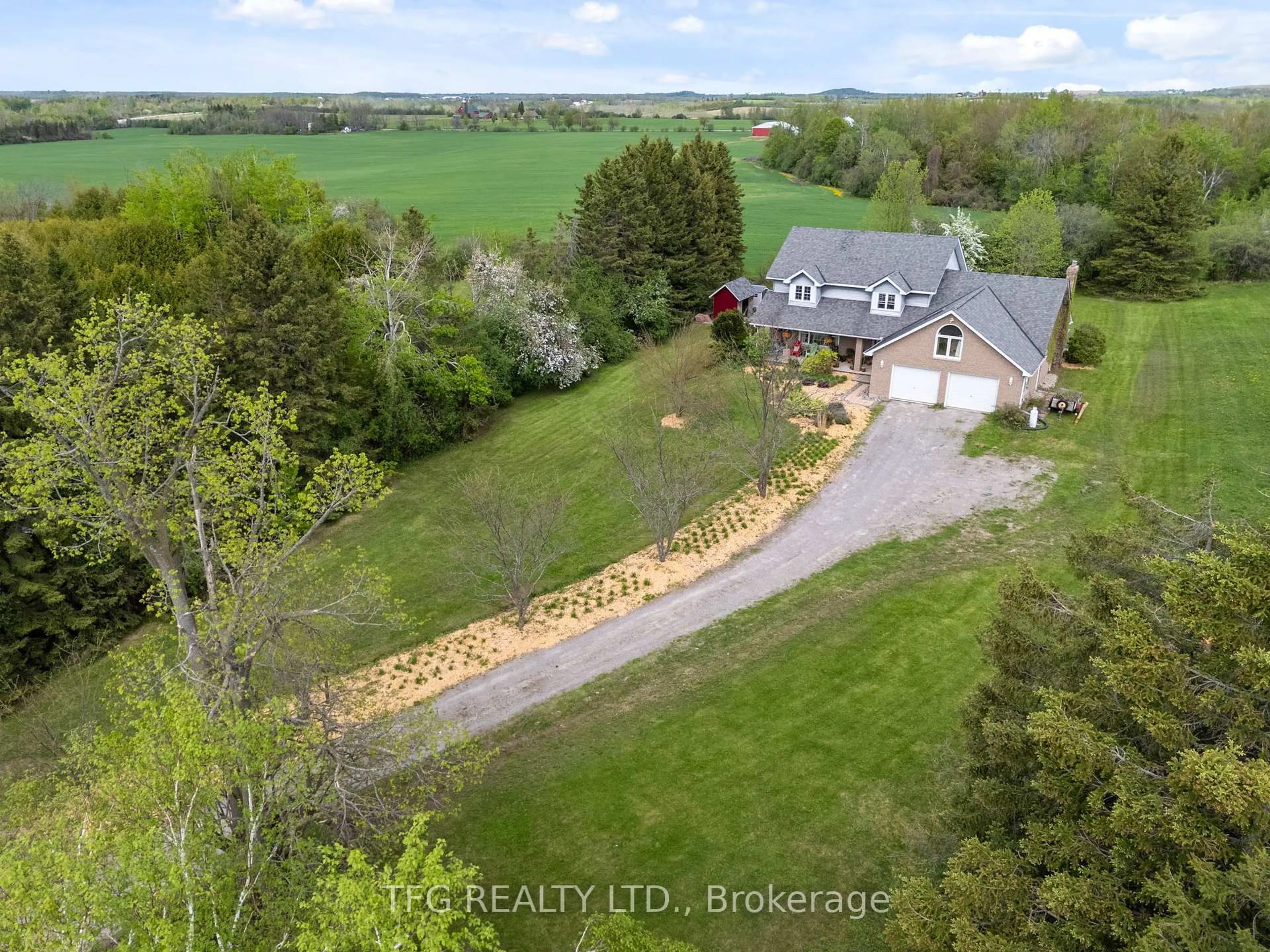 A pic from outside/outdoor area/front of a property/back of a property/a pic from drone, water/lake/river/ocean view for 41 Grandview Dr, Kawartha Lakes Ontario K0L 2W0