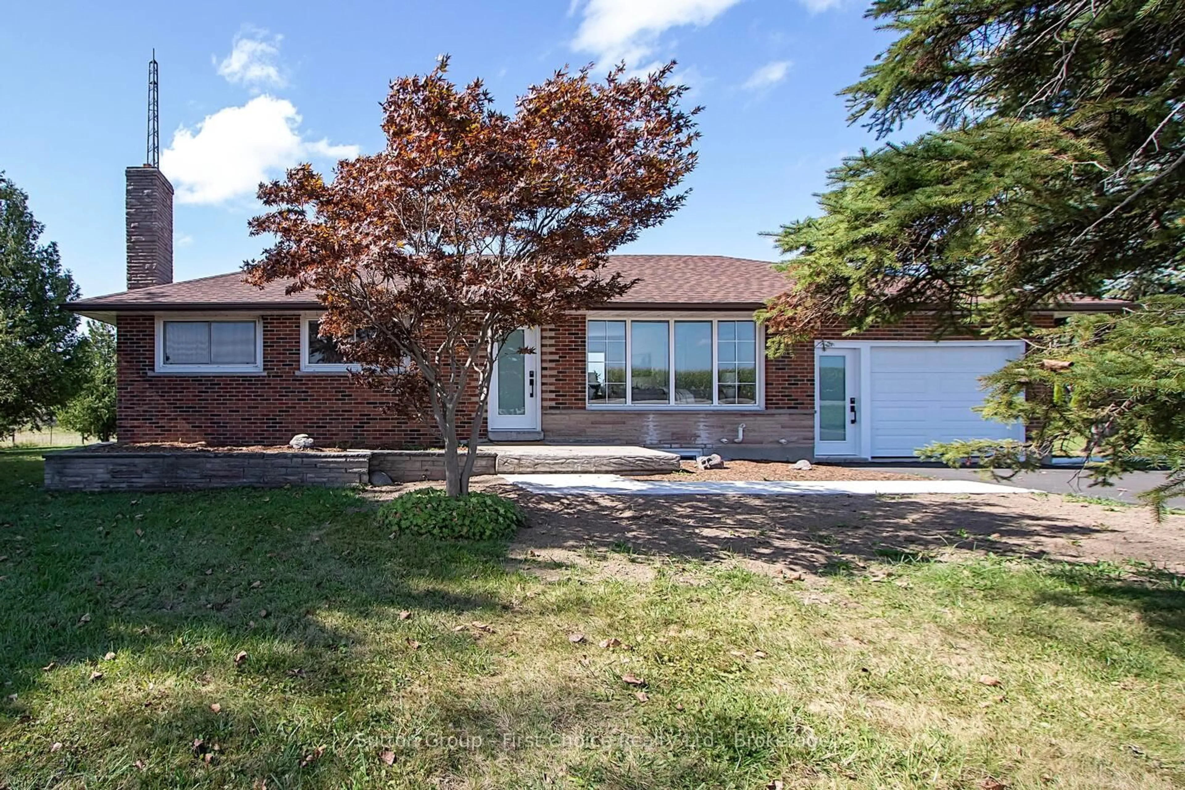 A pic from outside/outdoor area/front of a property/back of a property/a pic from drone, street for 3552 ROAD 112 N/A, Perth East Ontario N5A 6S3