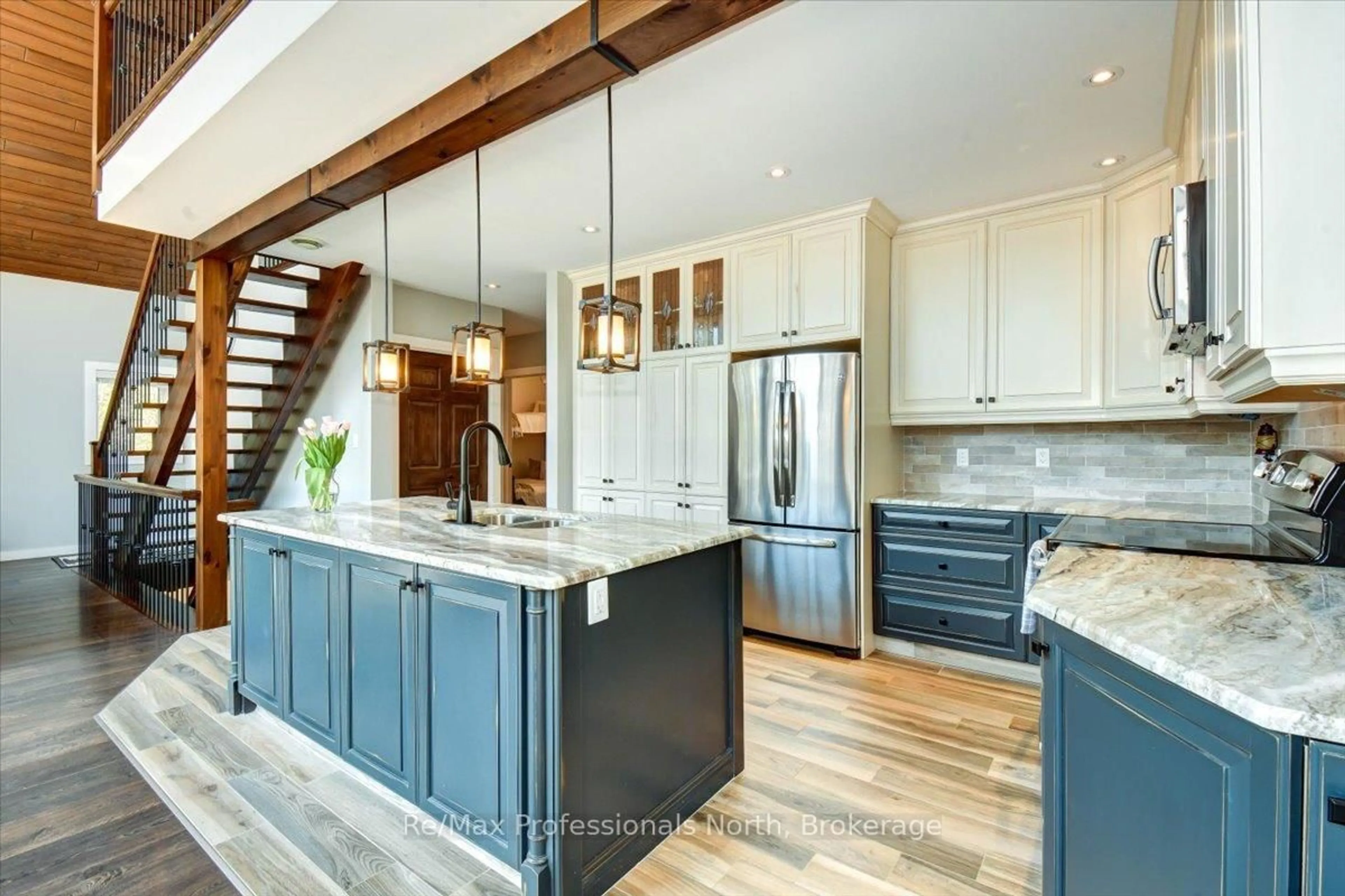 Open concept kitchen, unknown for 88 Russell Dr, Trent Lakes Ontario K0M 2A0
