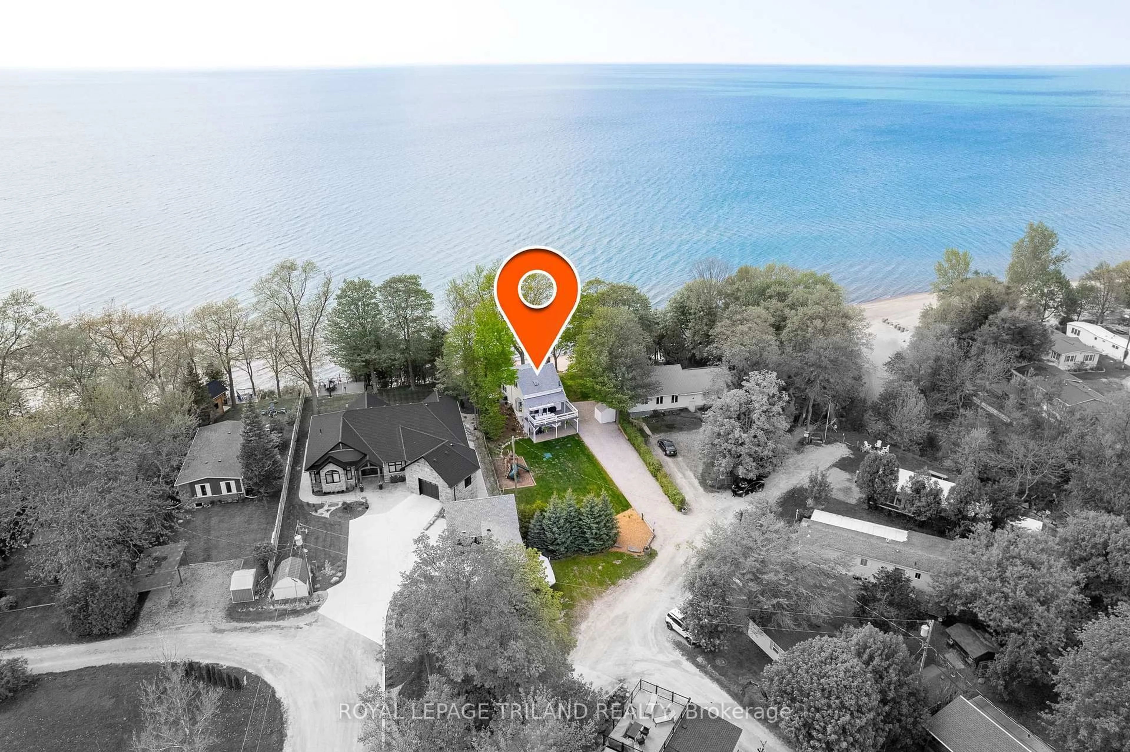 A pic from outside/outdoor area/front of a property/back of a property/a pic from drone, water/lake/river/ocean view for 71365 Branch Rd, Bluewater Ontario N0M 1N0