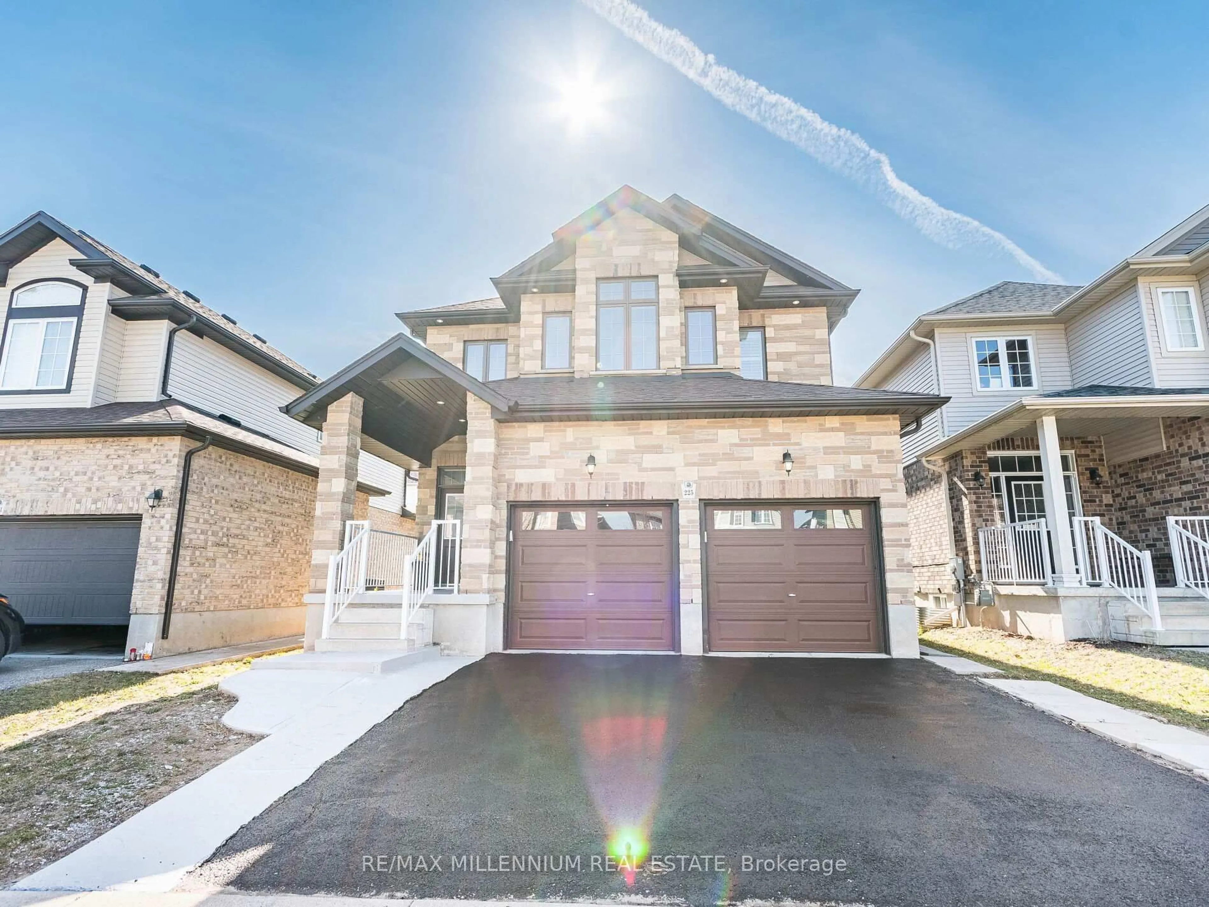 Home with brick exterior material, street for 225 Watervale Cres, Kitchener Ontario N2A 0E9