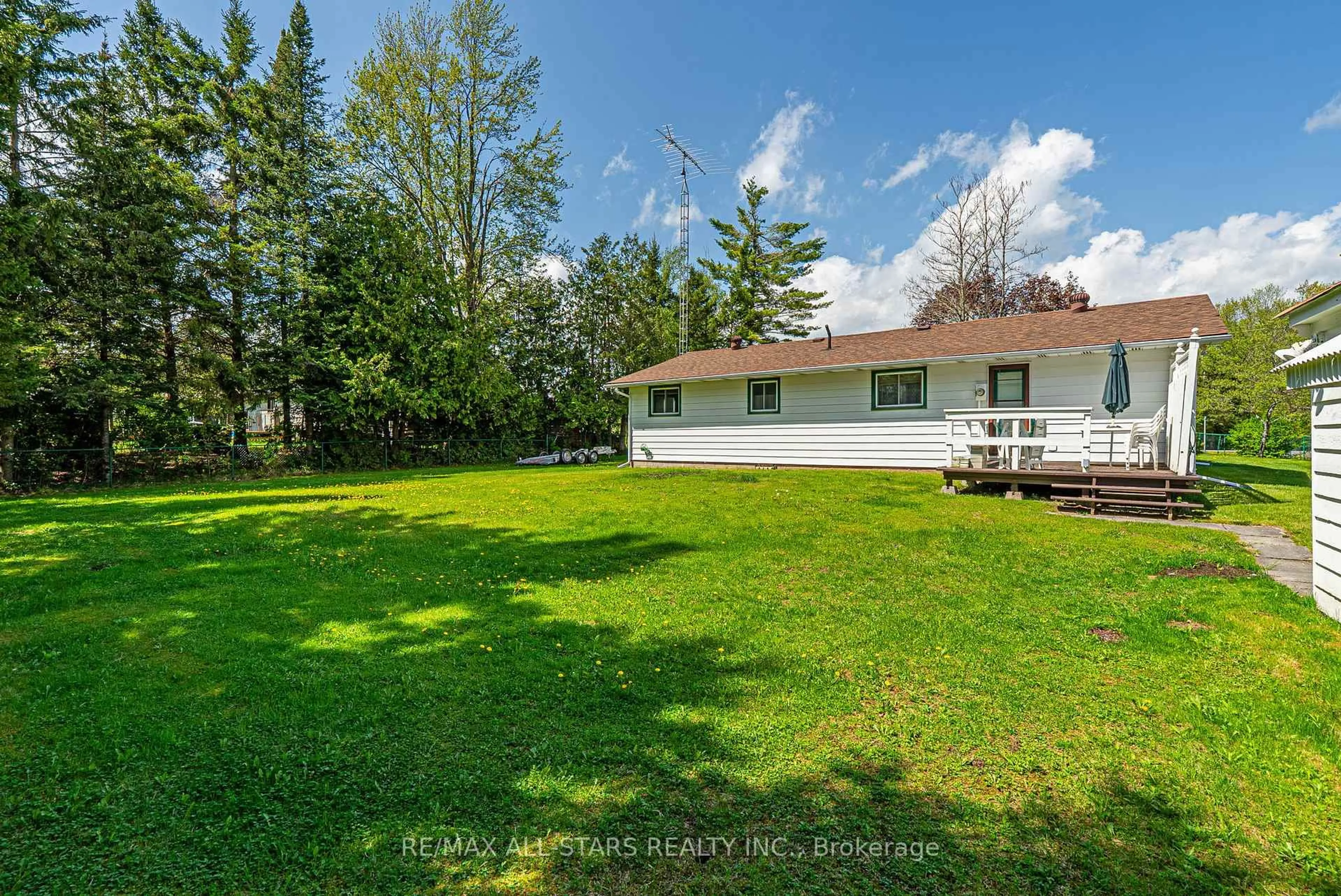 A pic from outside/outdoor area/front of a property/back of a property/a pic from drone, water/lake/river/ocean view for 104 Trent Canal Rd, Kawartha Lakes Ontario L9P 1M7