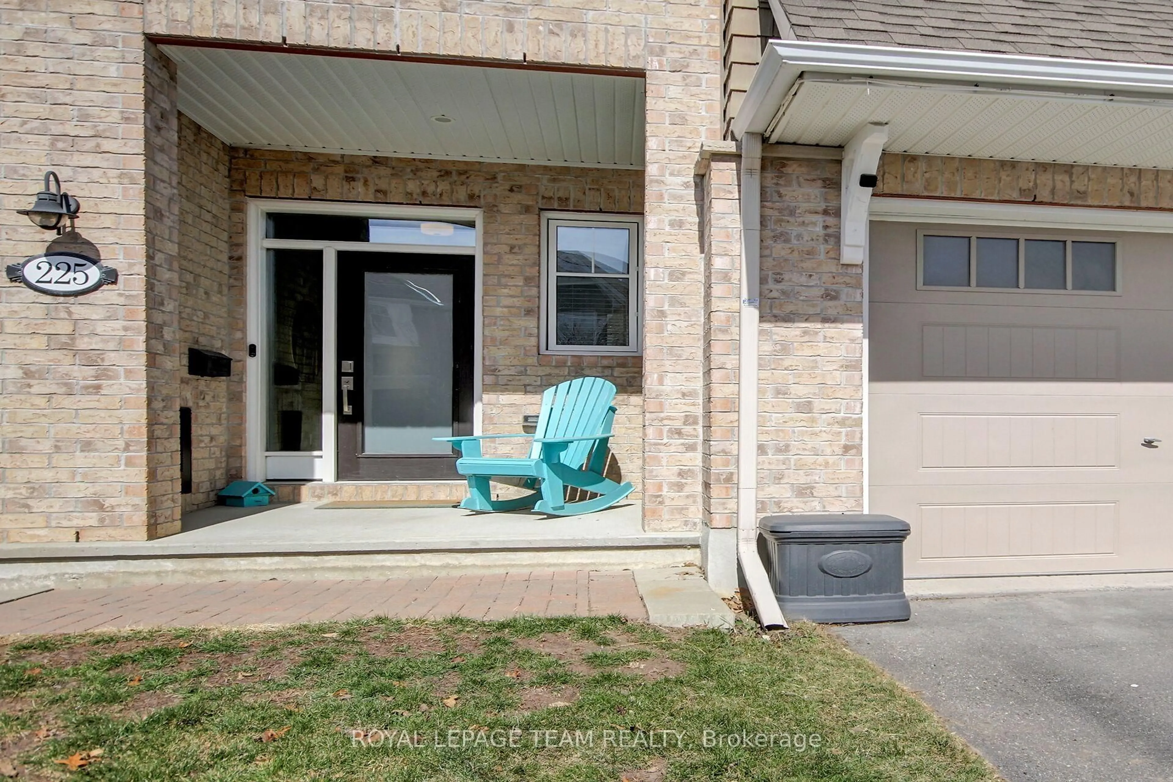 Unknown for 225 Brambling Way, Ottawa Ontario K2J 6E3