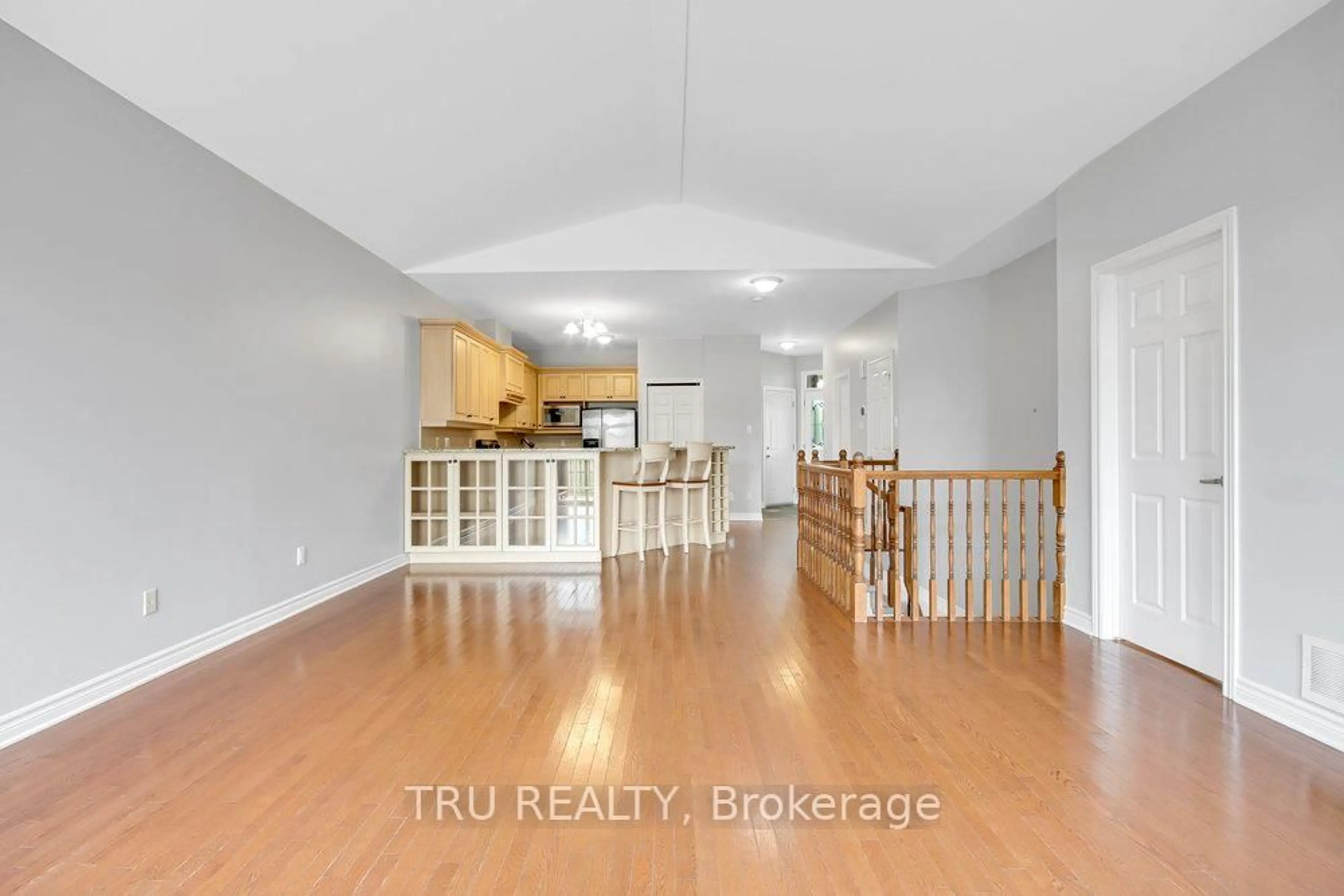 Open concept kitchen, unknown for 108 VILLAGEVIEW Private, Carp Ontario K0A 1L0
