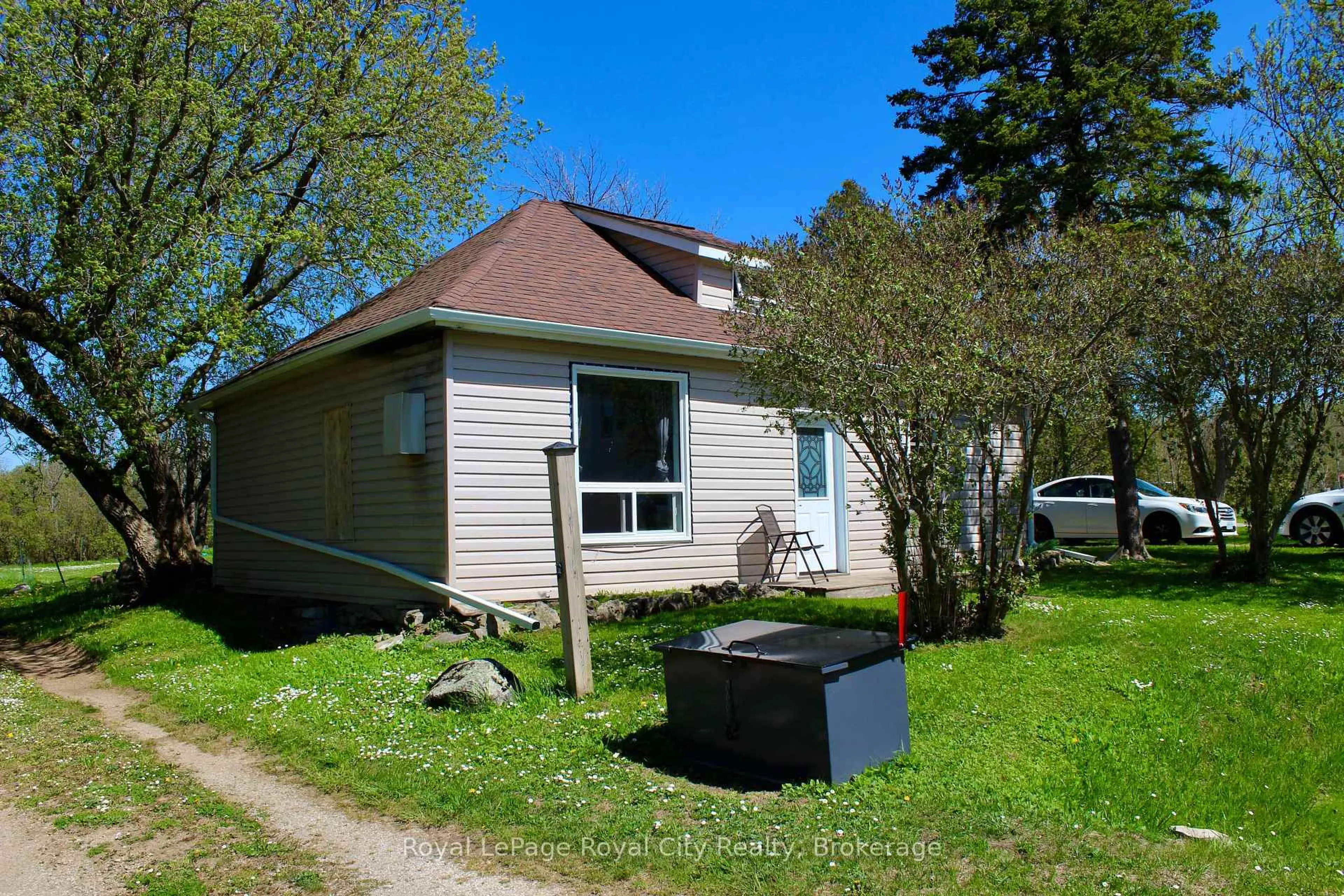 Unknown for 2557 Bruce 9 Rd, Northern Bruce Peninsula Ontario N0H 1W0