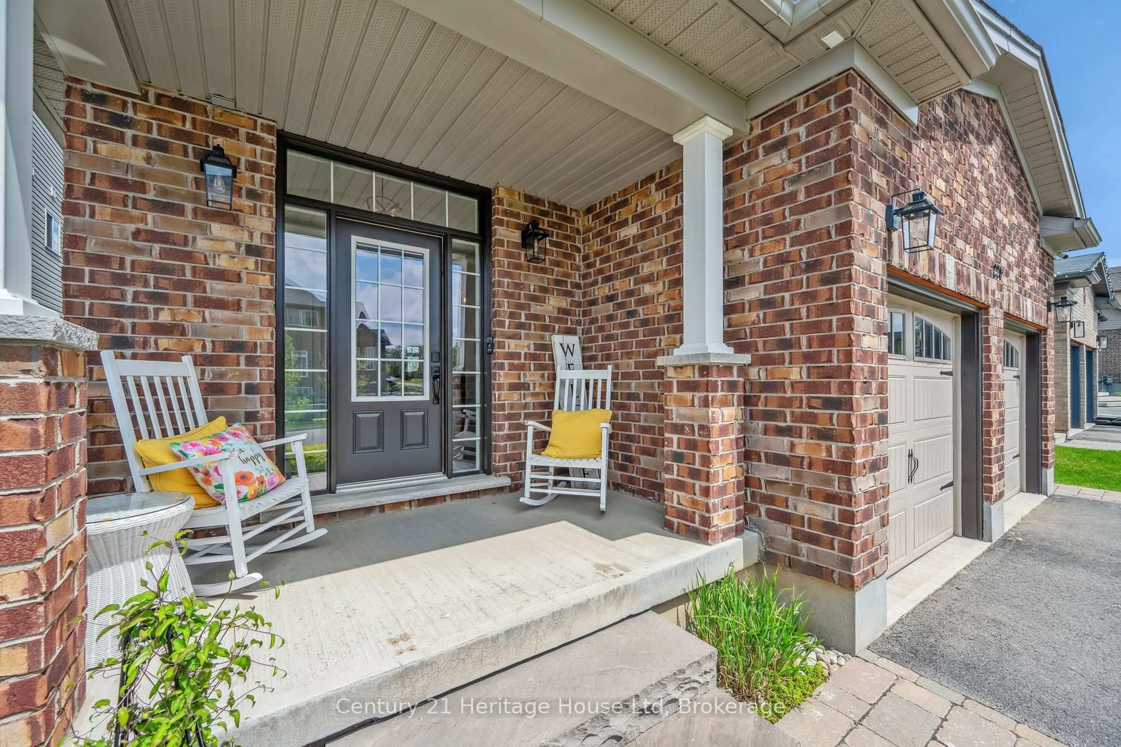 Unknown for 220 Sammon Dr, Guelph/Eramosa Ontario N0B 2K0