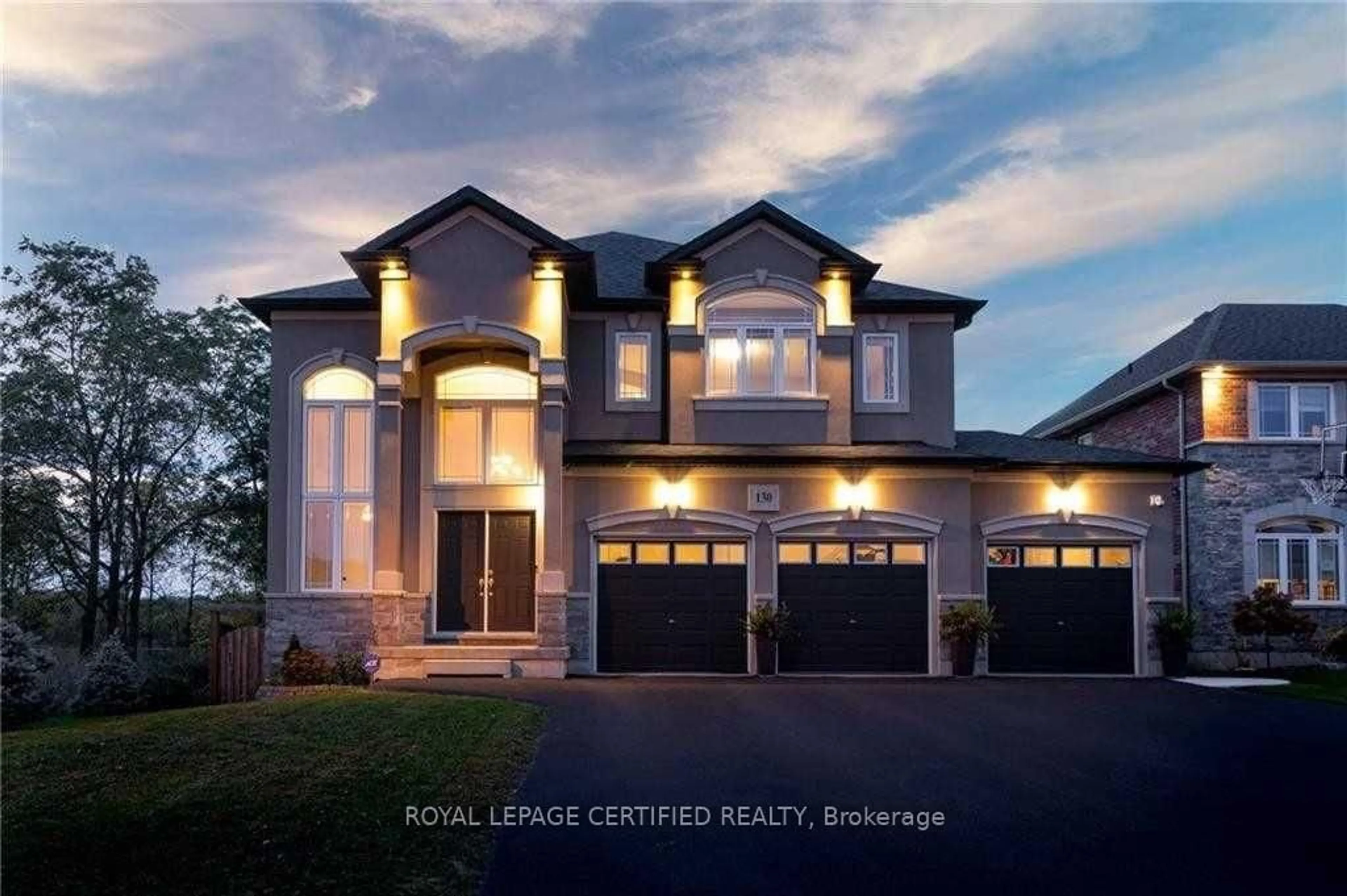 Home with brick exterior material, street for 130 Kingsview Dr, Hamilton Ontario L8J 3X5