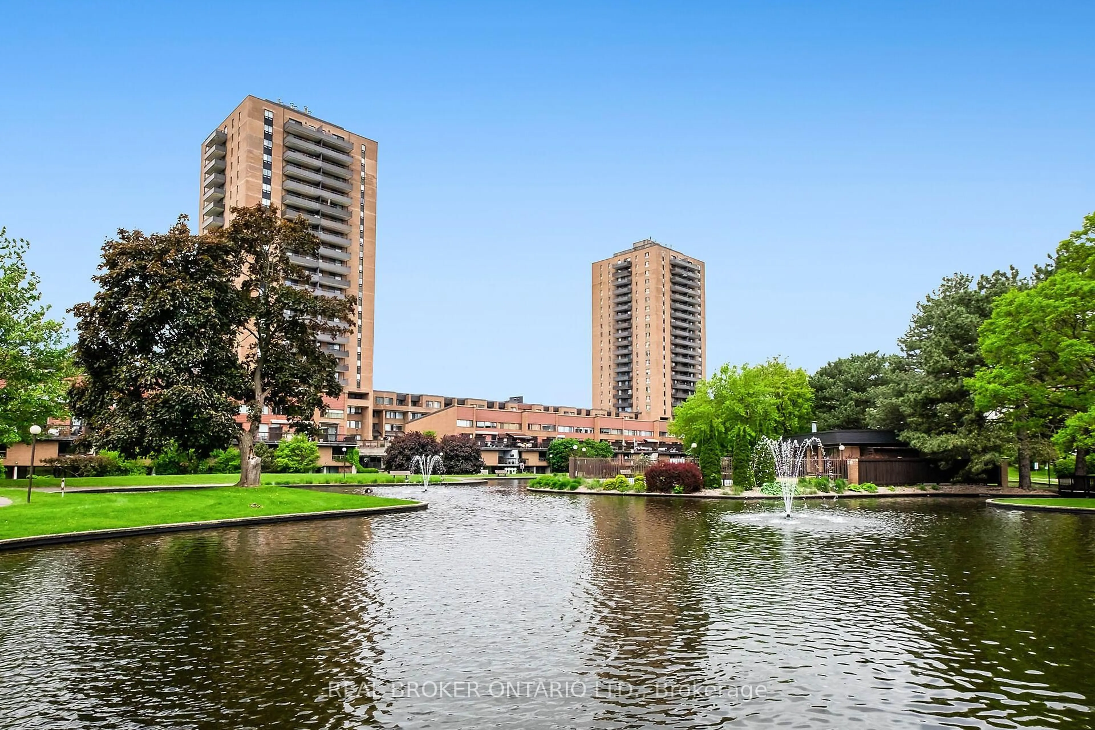 Unknown for 515 St Laurent Blvd #910, Ottawa Ontario K1K 3X5
