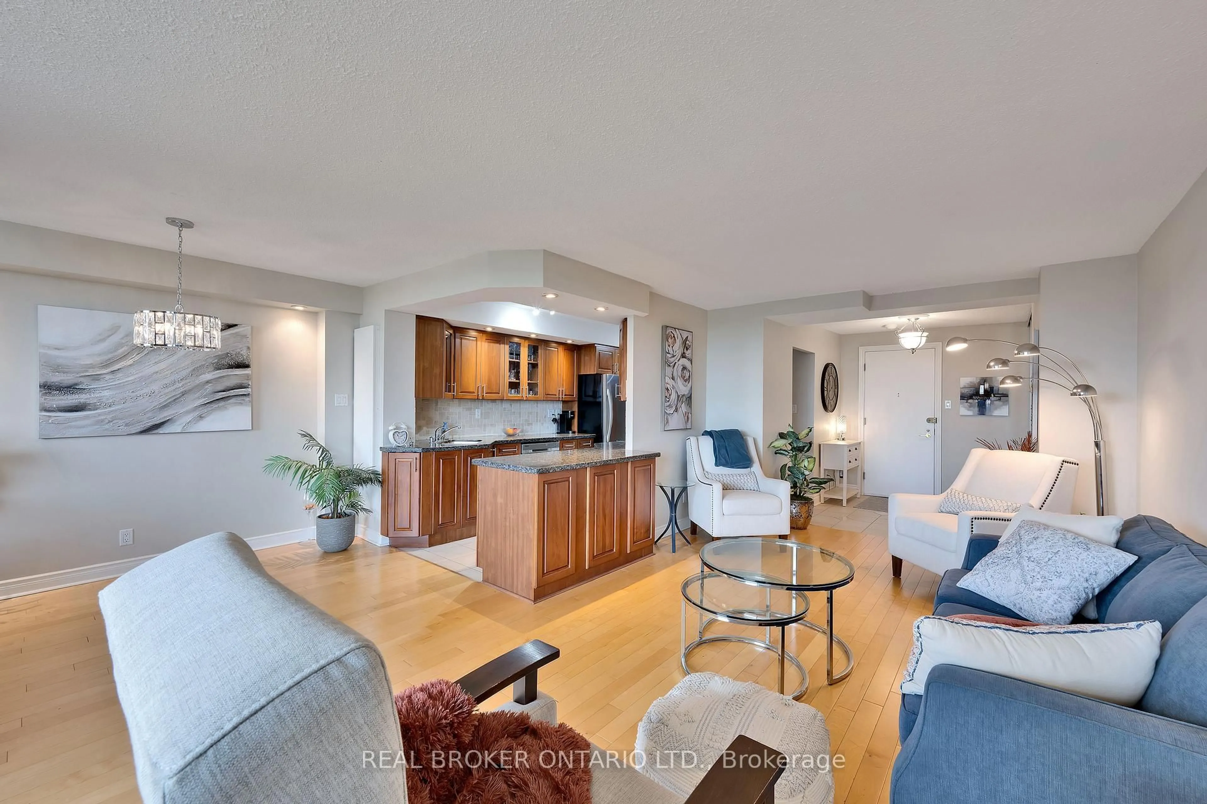 Living room with furniture, unknown for 515 St Laurent Blvd #910, Ottawa Ontario K1K 3X5