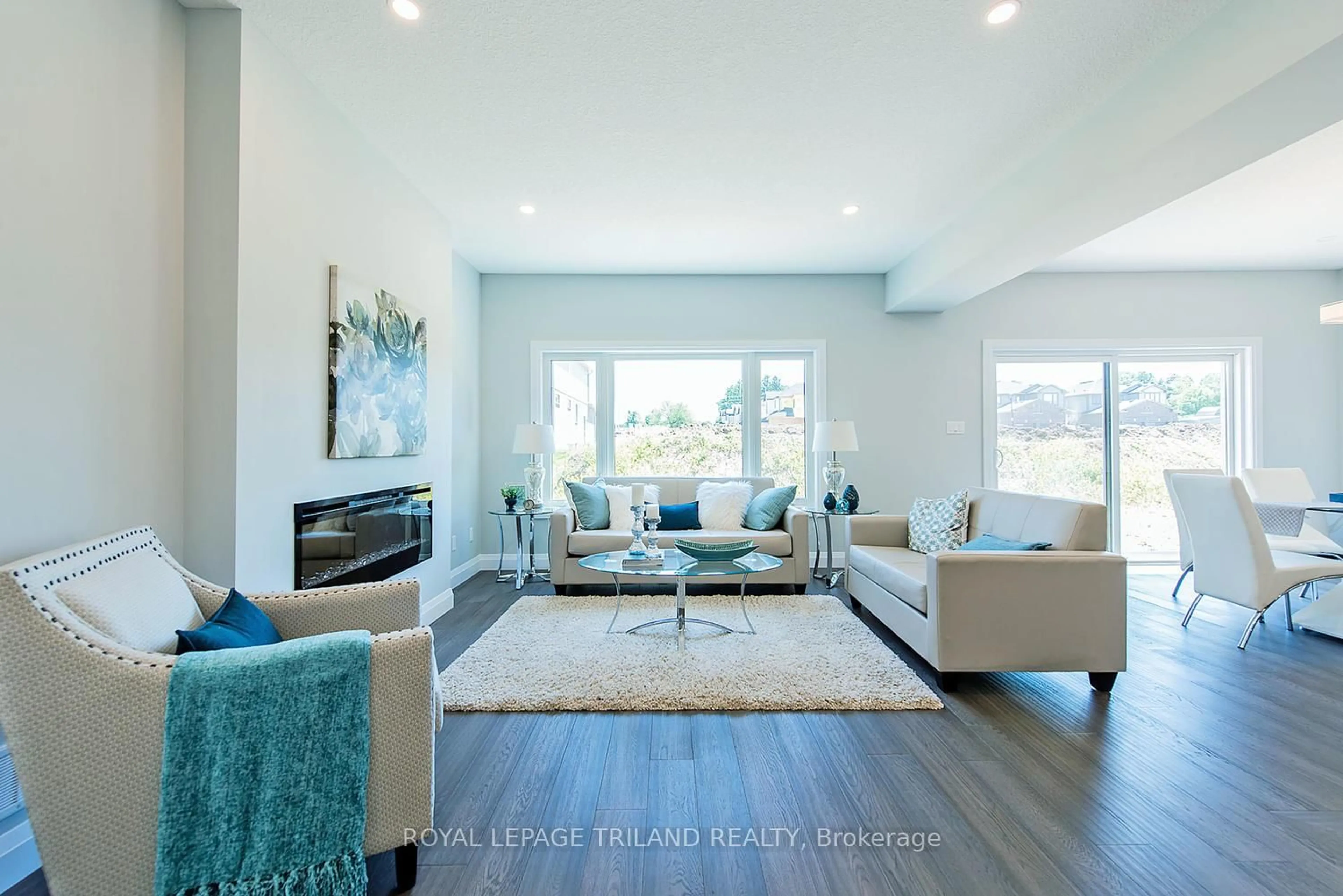 Living room with furniture, unknown for 2567 Constance Ave, London South Ontario N6M 0G6