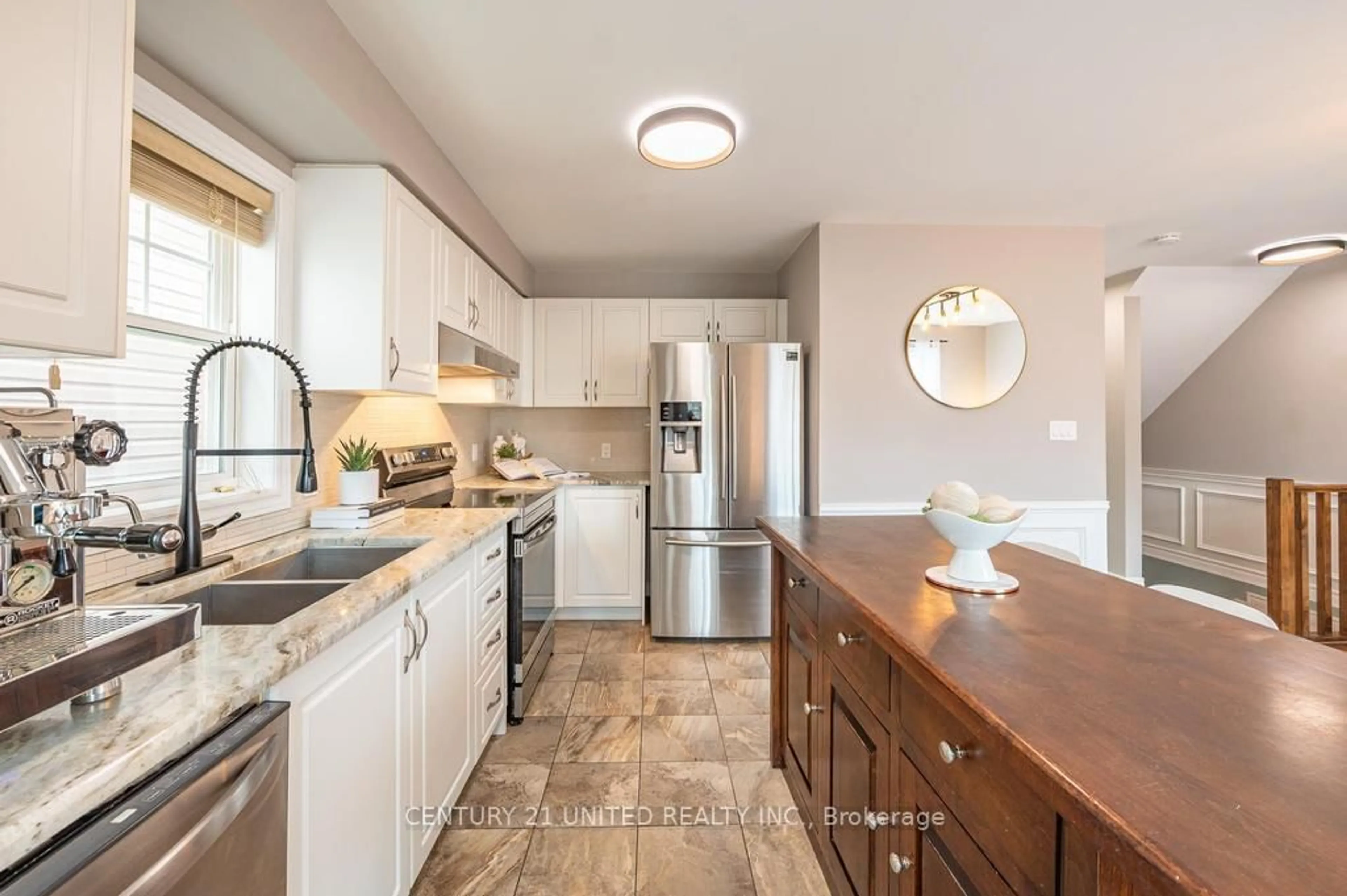 Open concept kitchen, ceramic/tile floor for 912 Broadway Blvd, Peterborough North Ontario K9H 0G8