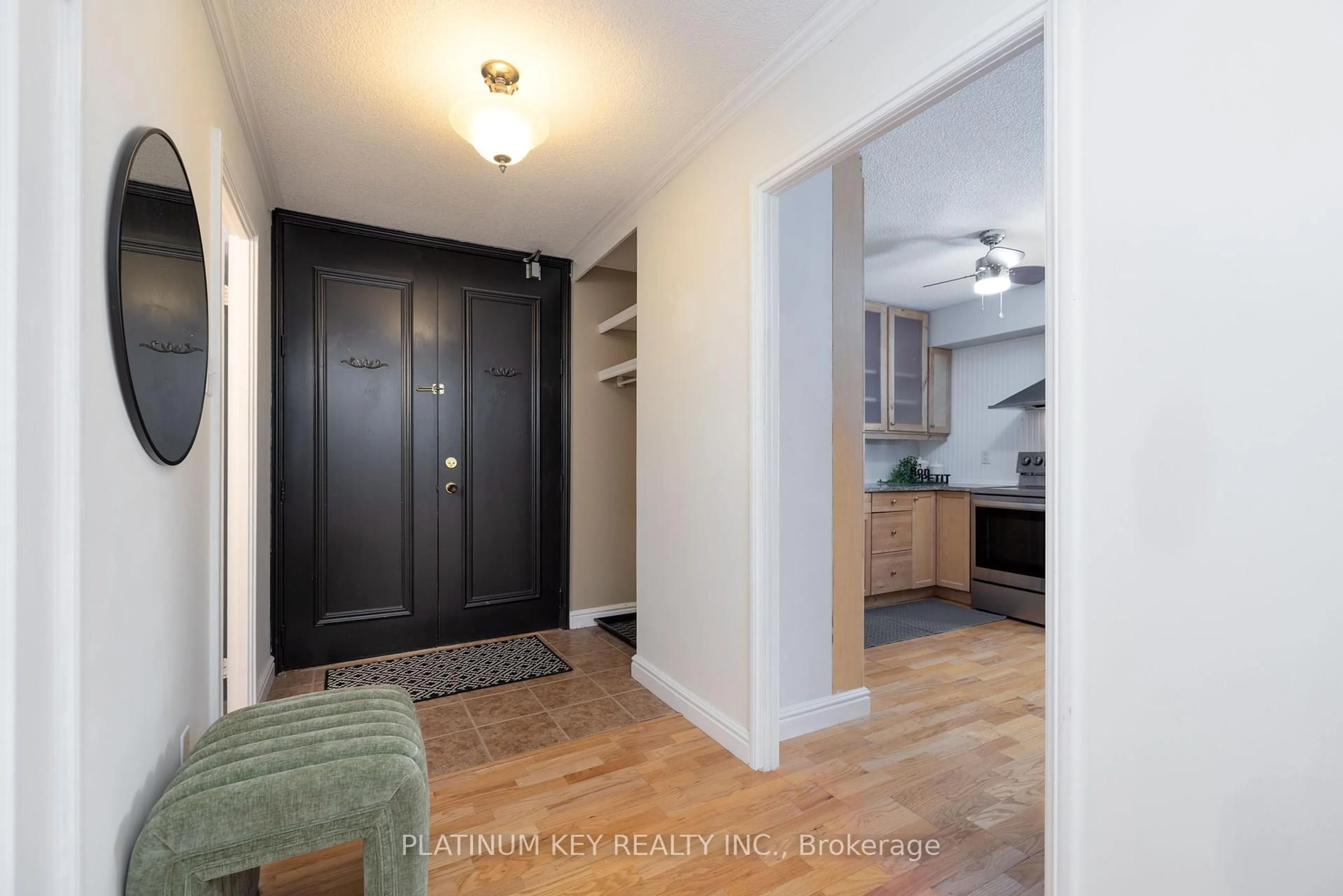 Indoor entryway for 389 Dundas St #507, London East Ontario N6B 3L5