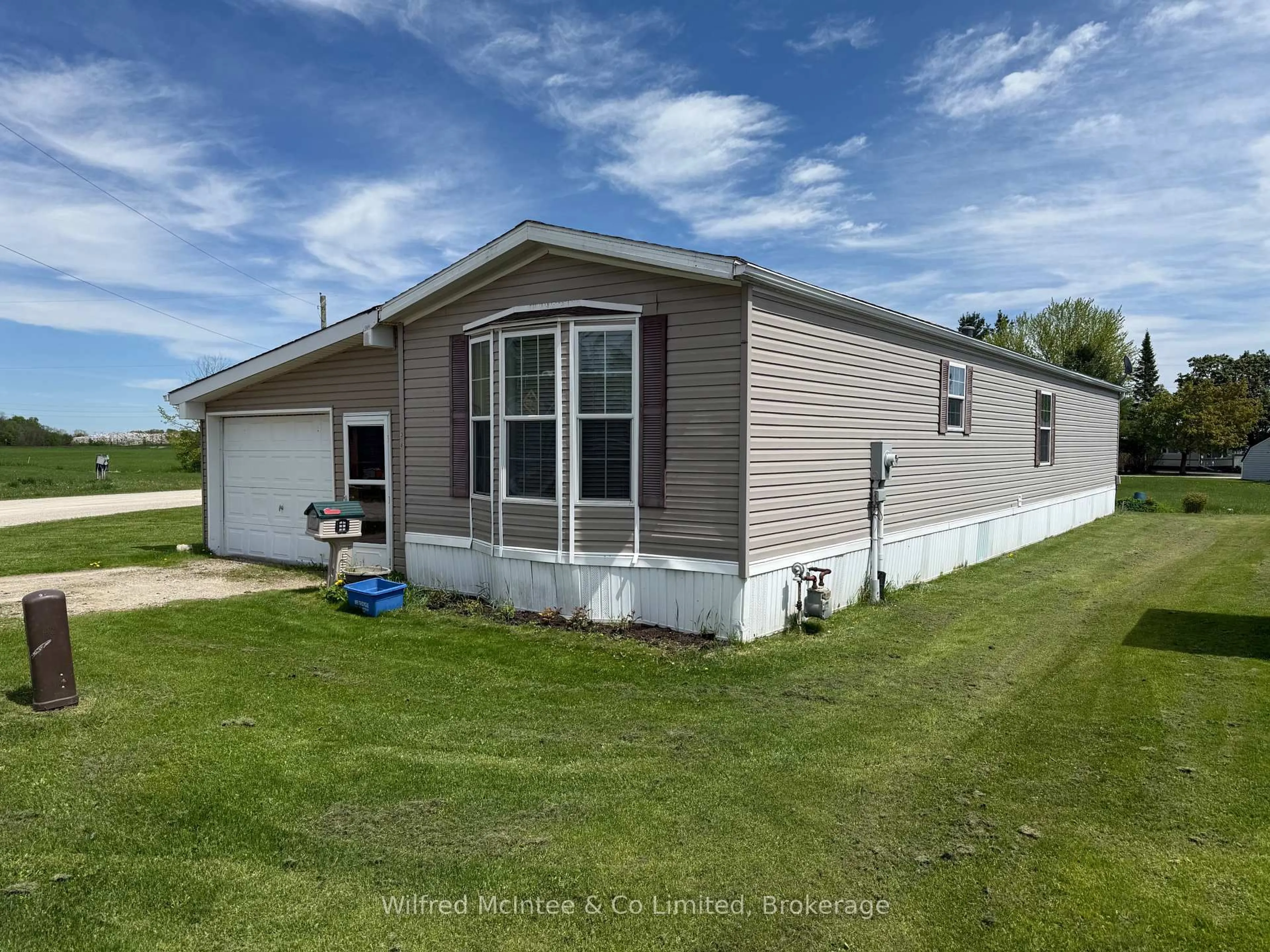 Home with vinyl exterior material, water/lake/river/ocean view for 36 Dove Rd, Brockton Ontario N0G 2V0