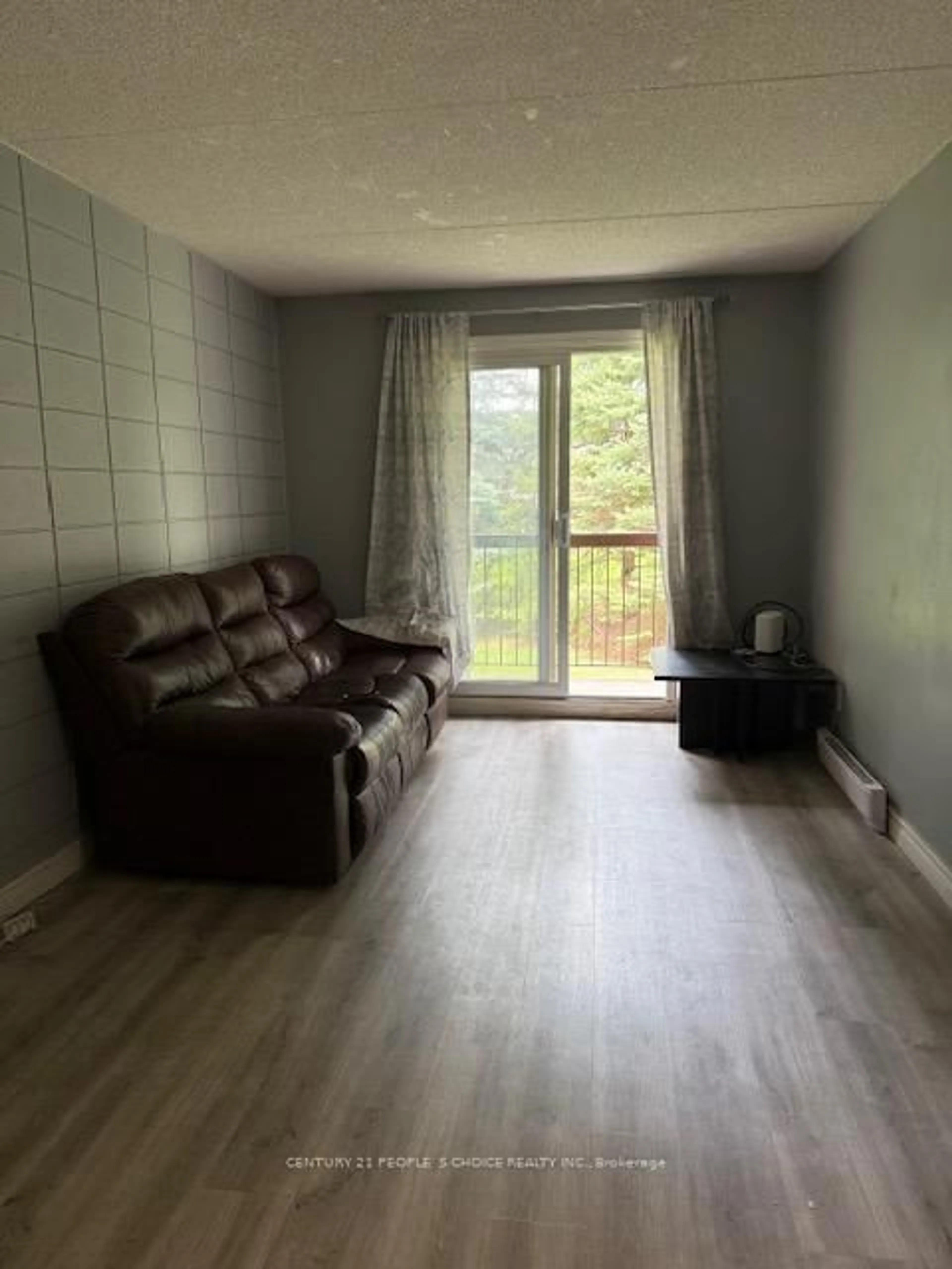 A pic of a room for 30 Hickory St #111, Waterloo Ontario N2J 4L4