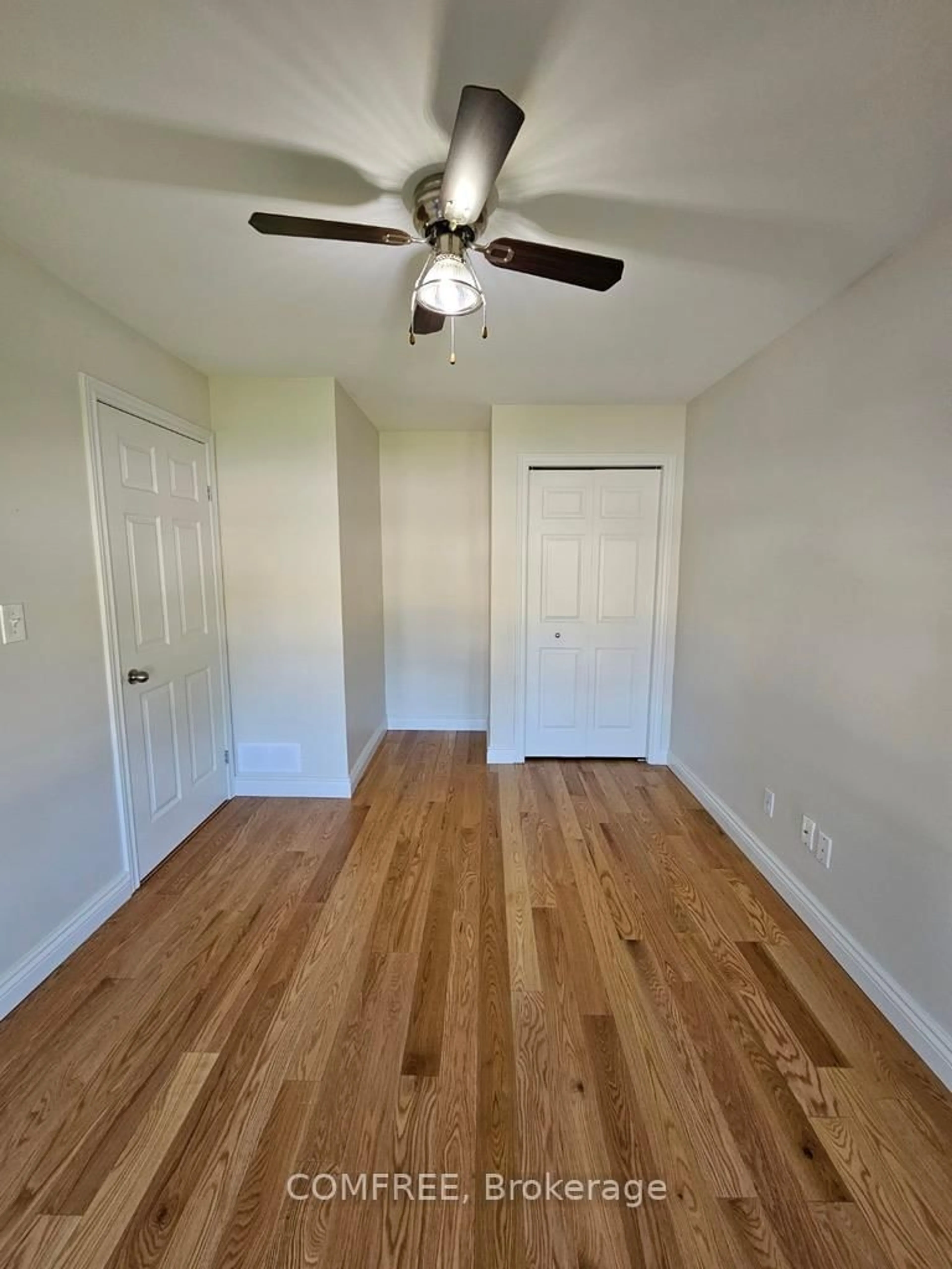 A pic of a room for 1803 Chateau Ave, Windsor Ontario N8P 1M6
