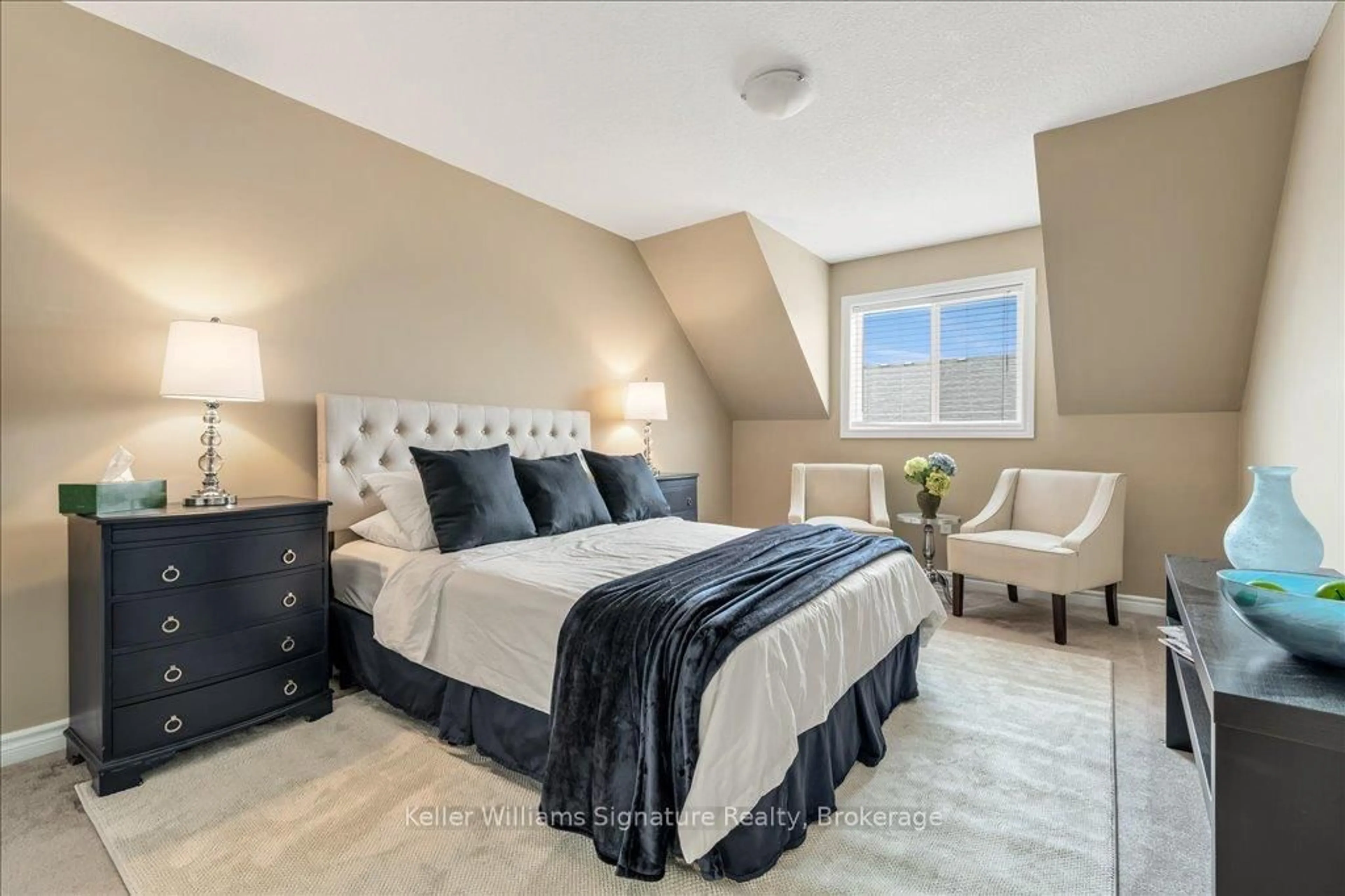Bedroom with bed, unknown for 6 1/2 Kopperfield Lane, Hamilton Ontario L0R 1W0