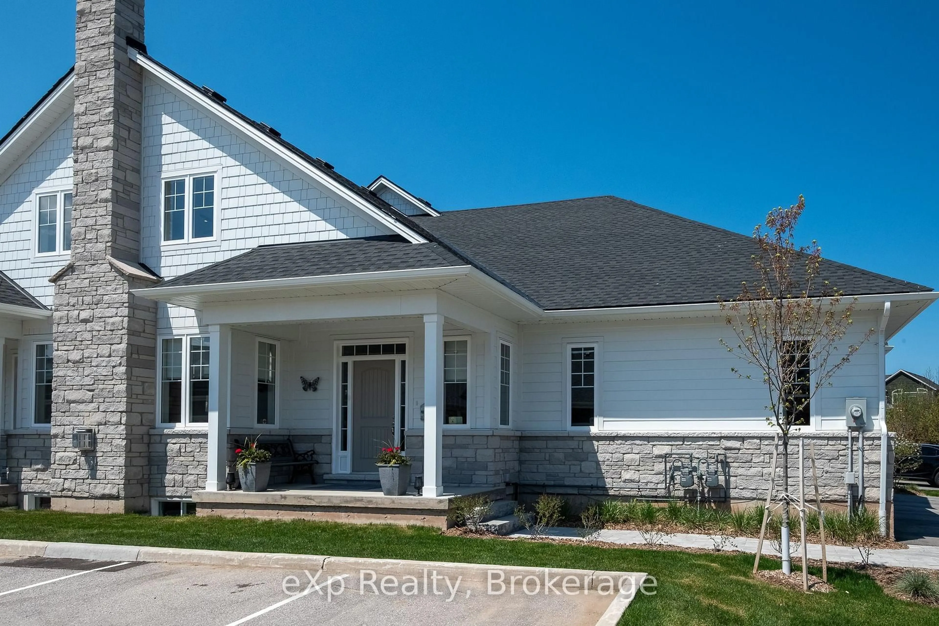 Home with vinyl exterior material, street for 300 Sandpiper Lane, Georgian Bluffs Ontario N0H 1S0