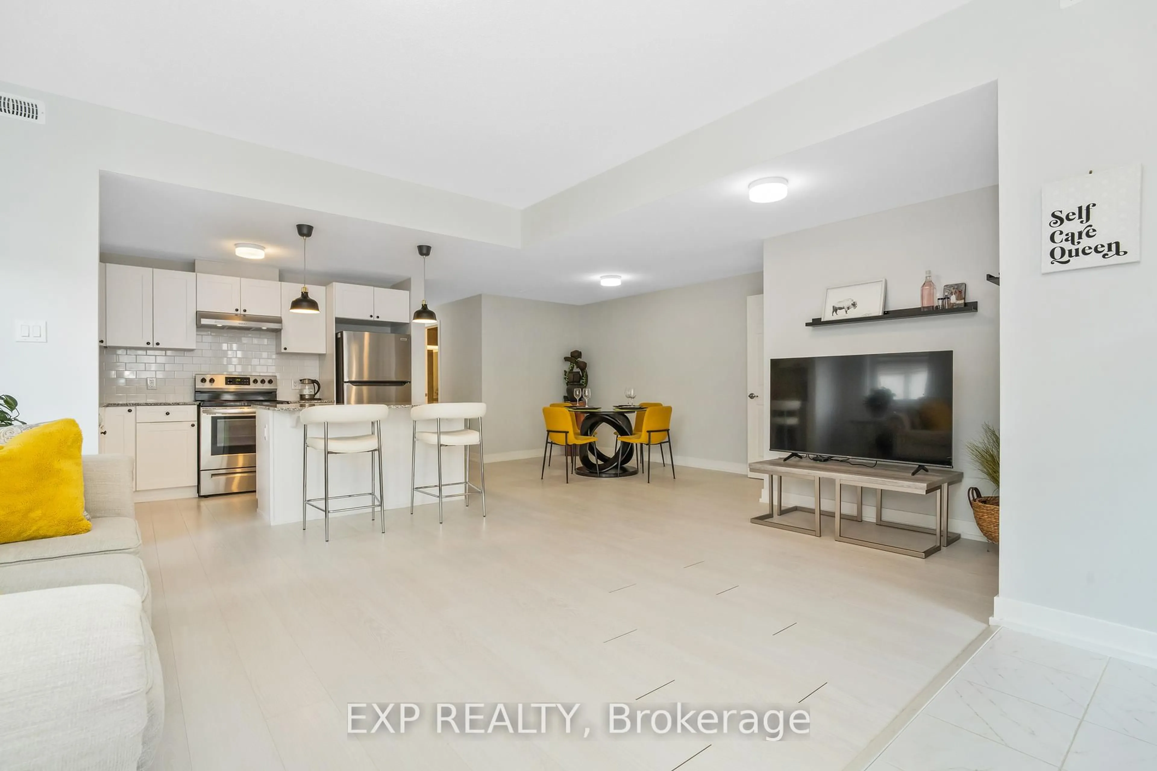 Unknown for 222 Anyolite Private, Ottawa Ontario K2J 7J3
