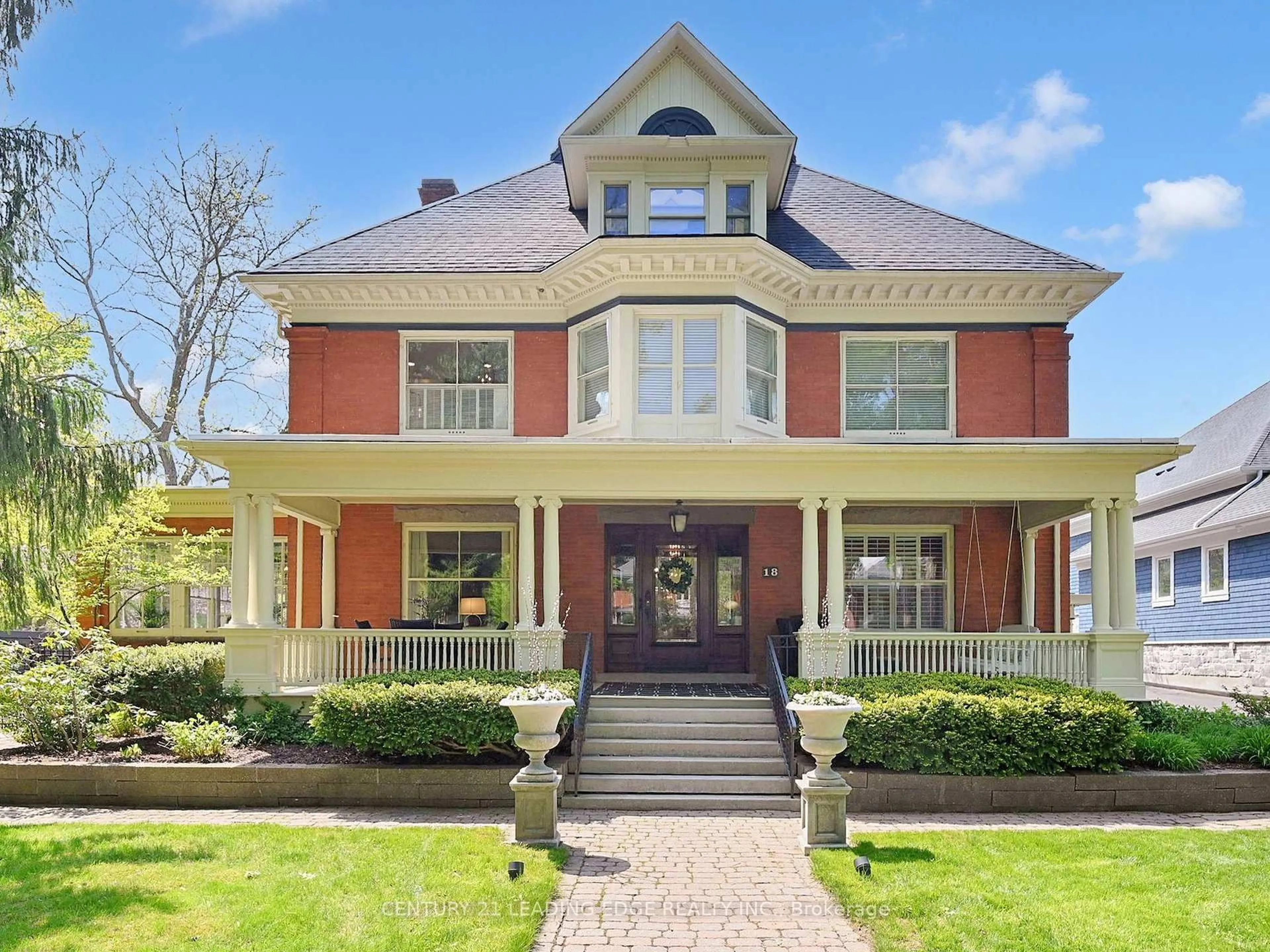 Home with brick exterior material, street for 18 BRANT Rd, Cambridge Ontario N1S 2W1