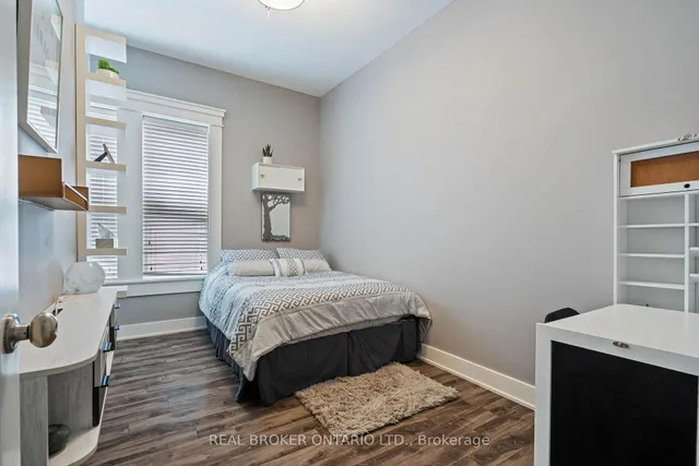 Additional image 31 of 550 James St