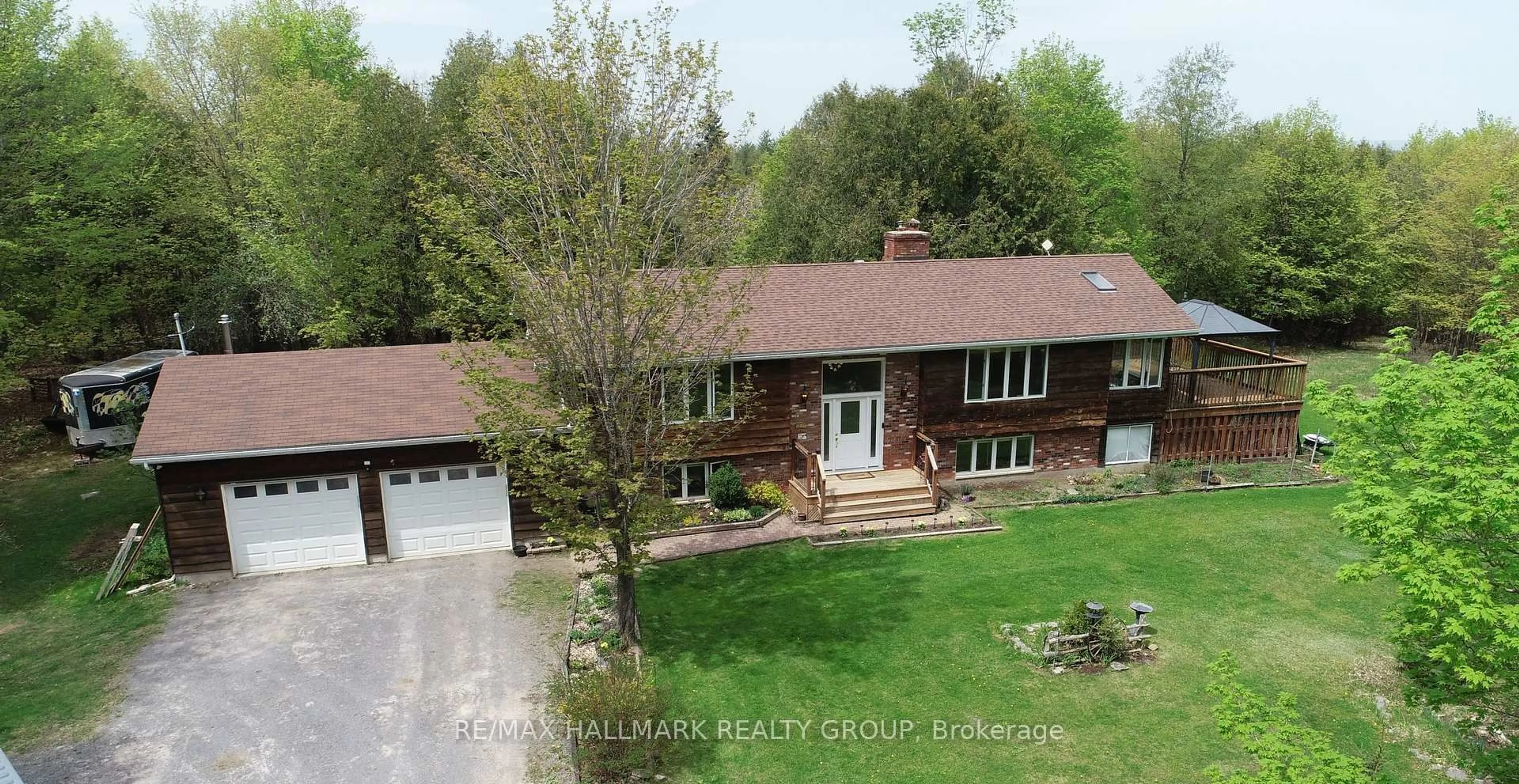 A pic from outside/outdoor area/front of a property/back of a property/a pic from drone, unknown for 3275 Peskett Rd, Carp Ontario K0A 1L0