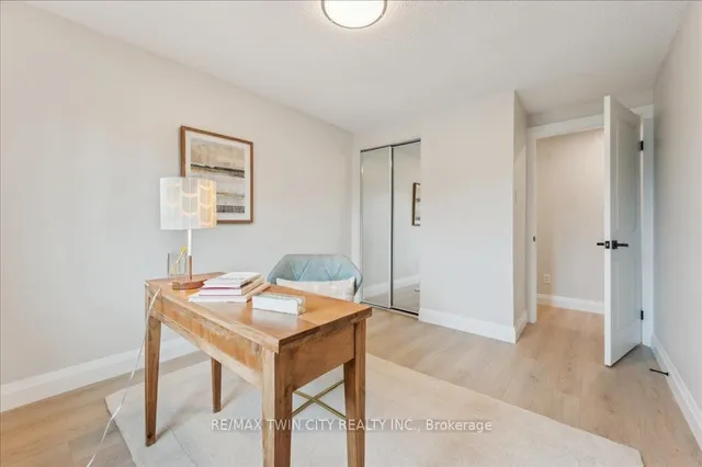 Additional property image - 25 Valleyview Rd Unit 17