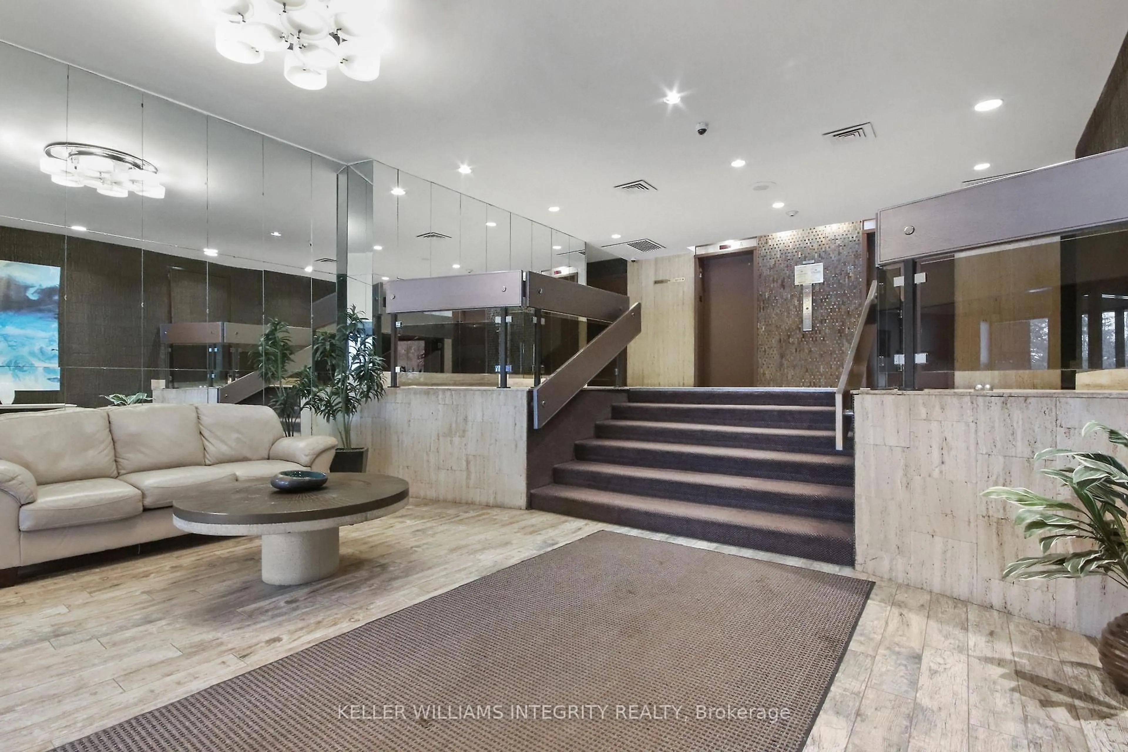 Lobby for 2650 Southvale Cres #114, Ottawa Ontario K1B 4S9