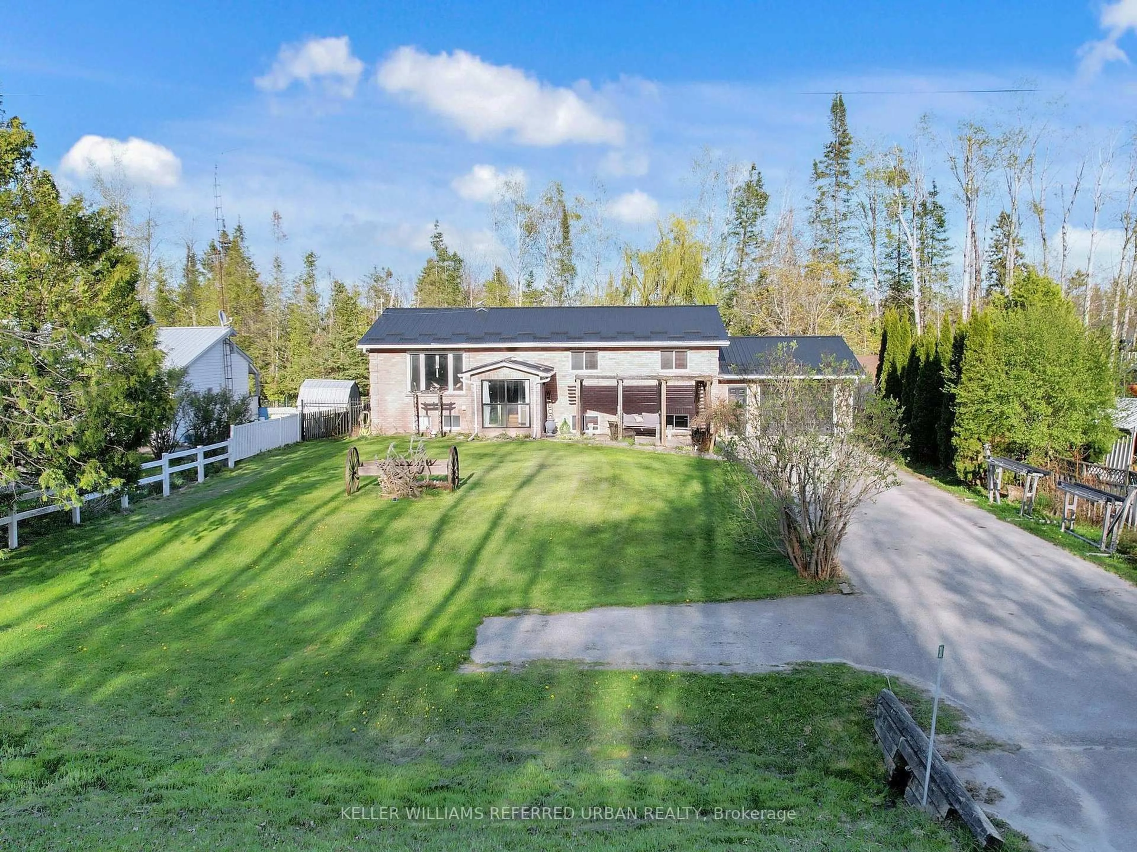 A pic from outside/outdoor area/front of a property/back of a property/a pic from drone, unknown for 30 Trent River Rd, Kawartha Lakes Ontario K0M 2T0