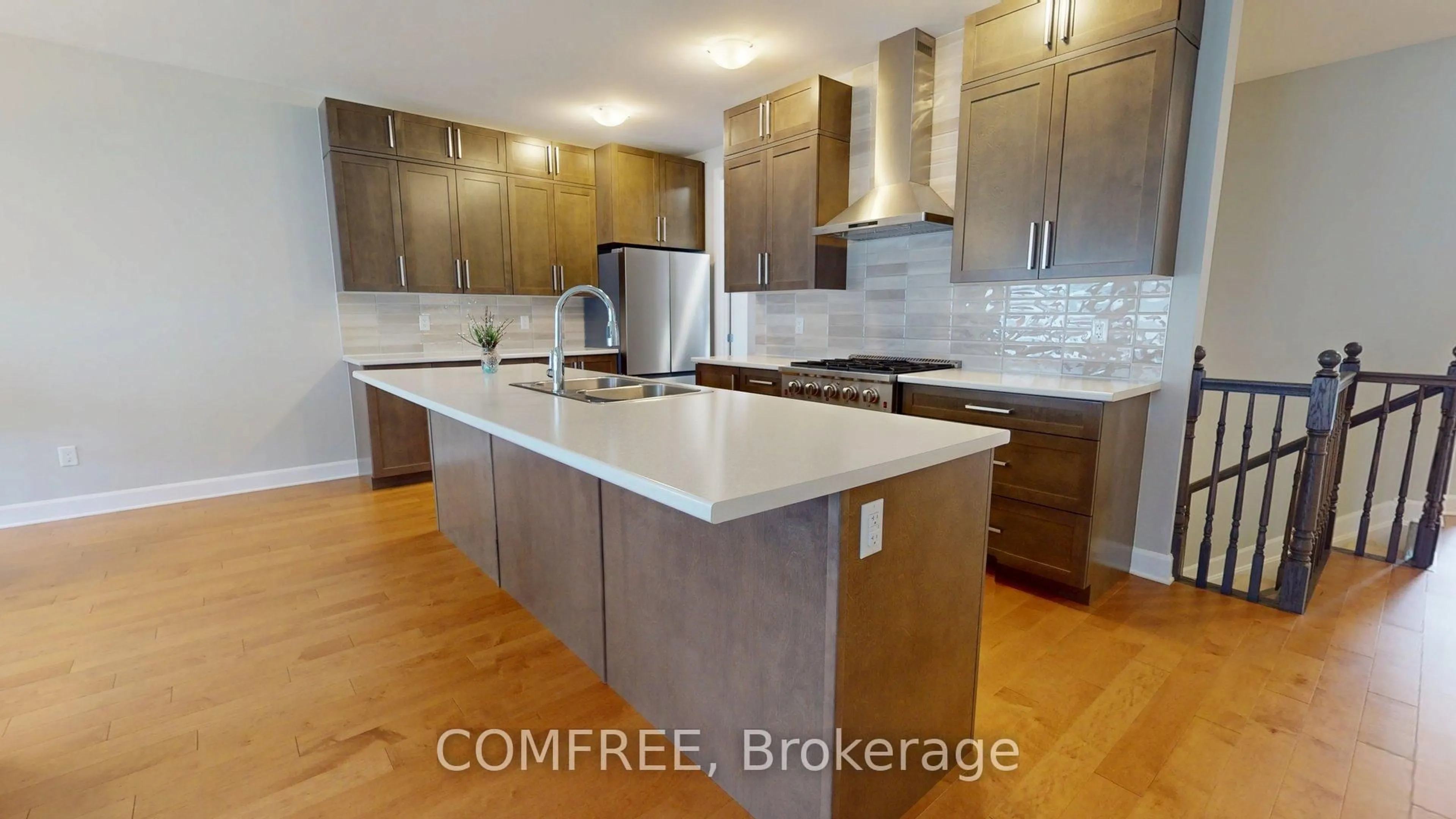 Open concept kitchen, unknown for 26 Stickleback Way, Ottawa Ontario K4A 1K9
