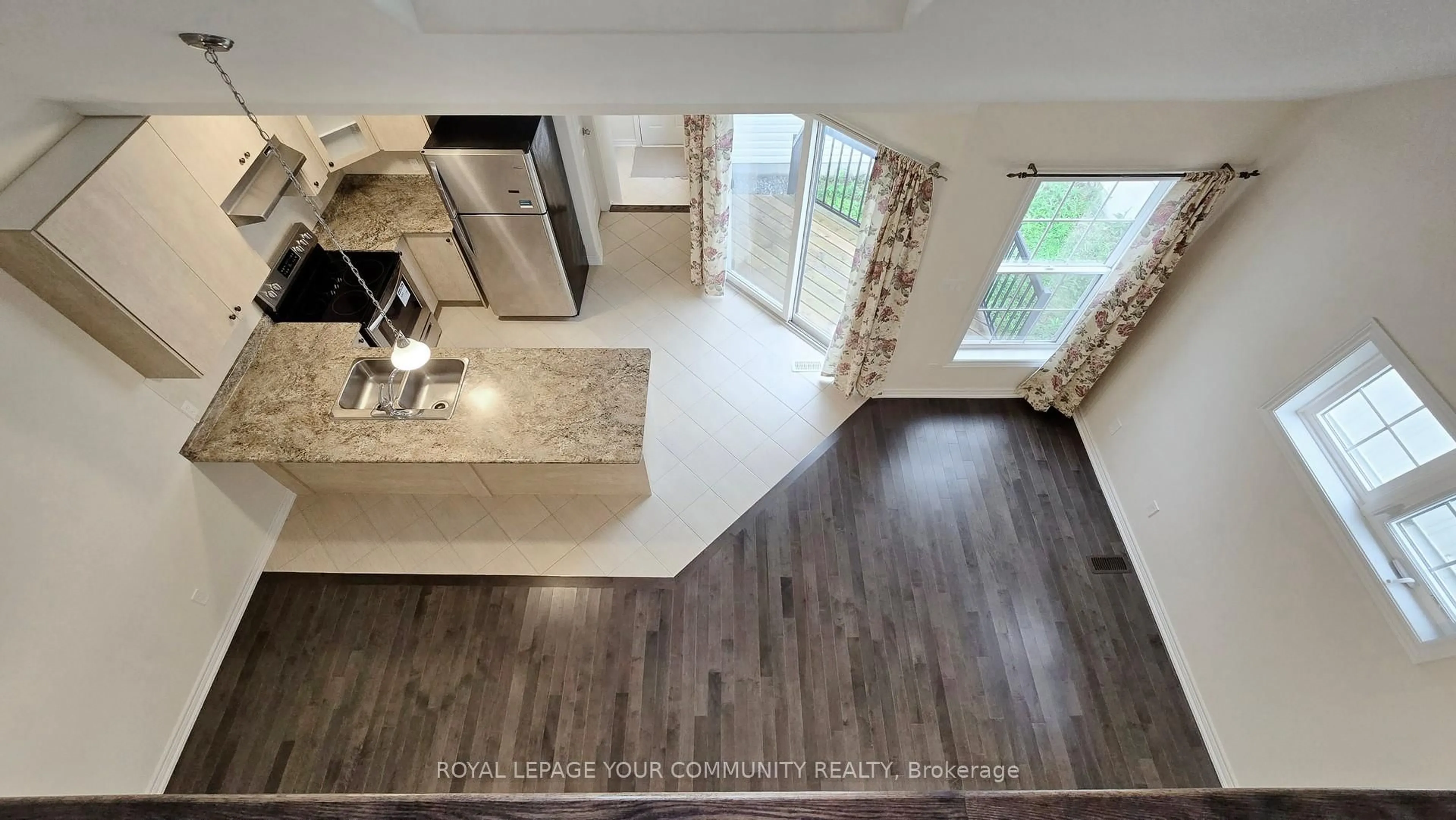 Open concept kitchen, unknown for 606 Haylock Gdns, Peterborough North Ontario K9H 0G4