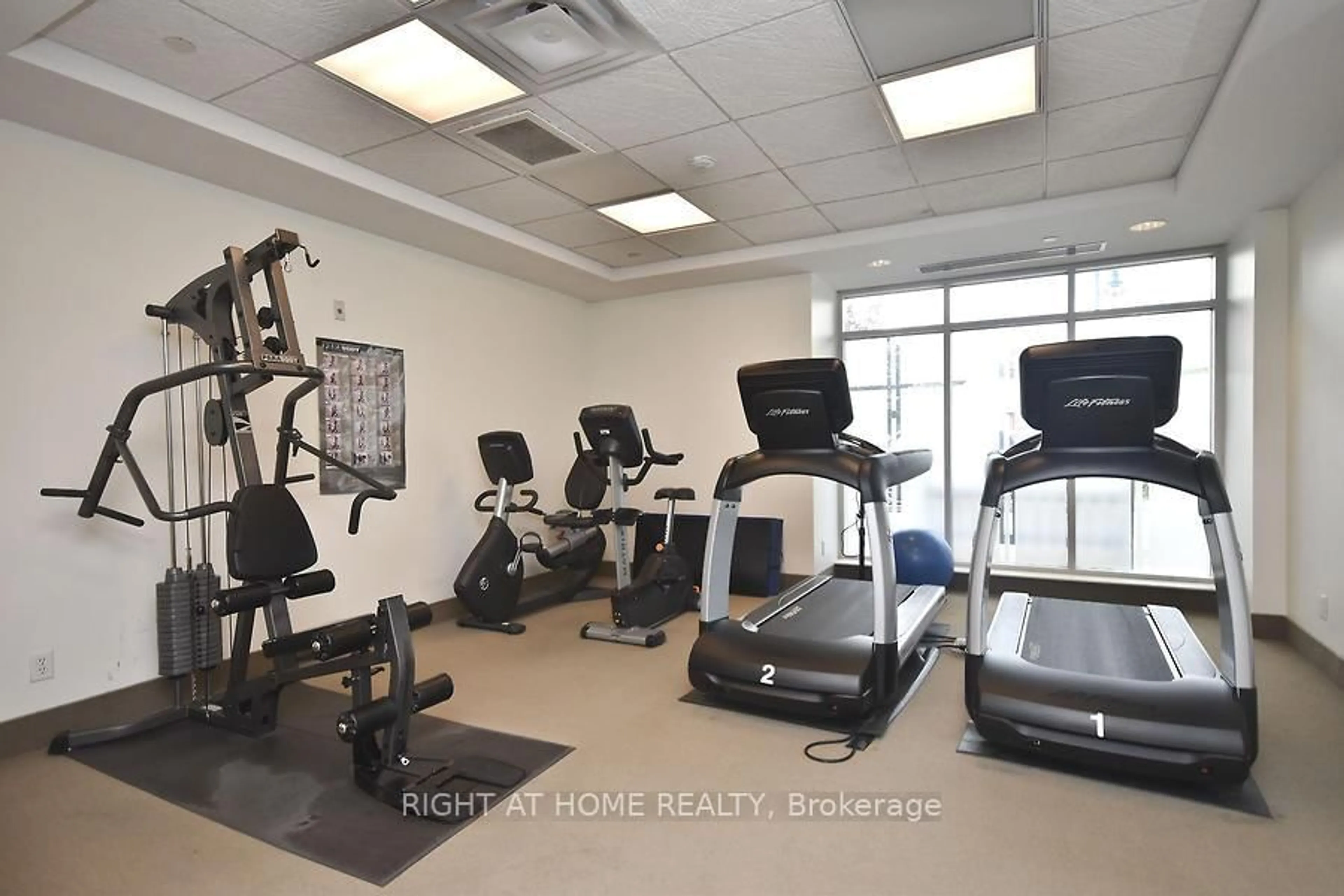 Gym or fitness room for 136 Darlington Private #308, Ottawa Ontario K1V 0X6