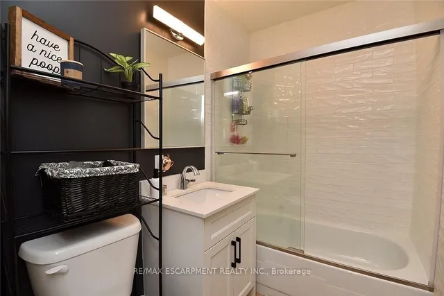 Additional property image - 808 Tenth Ave