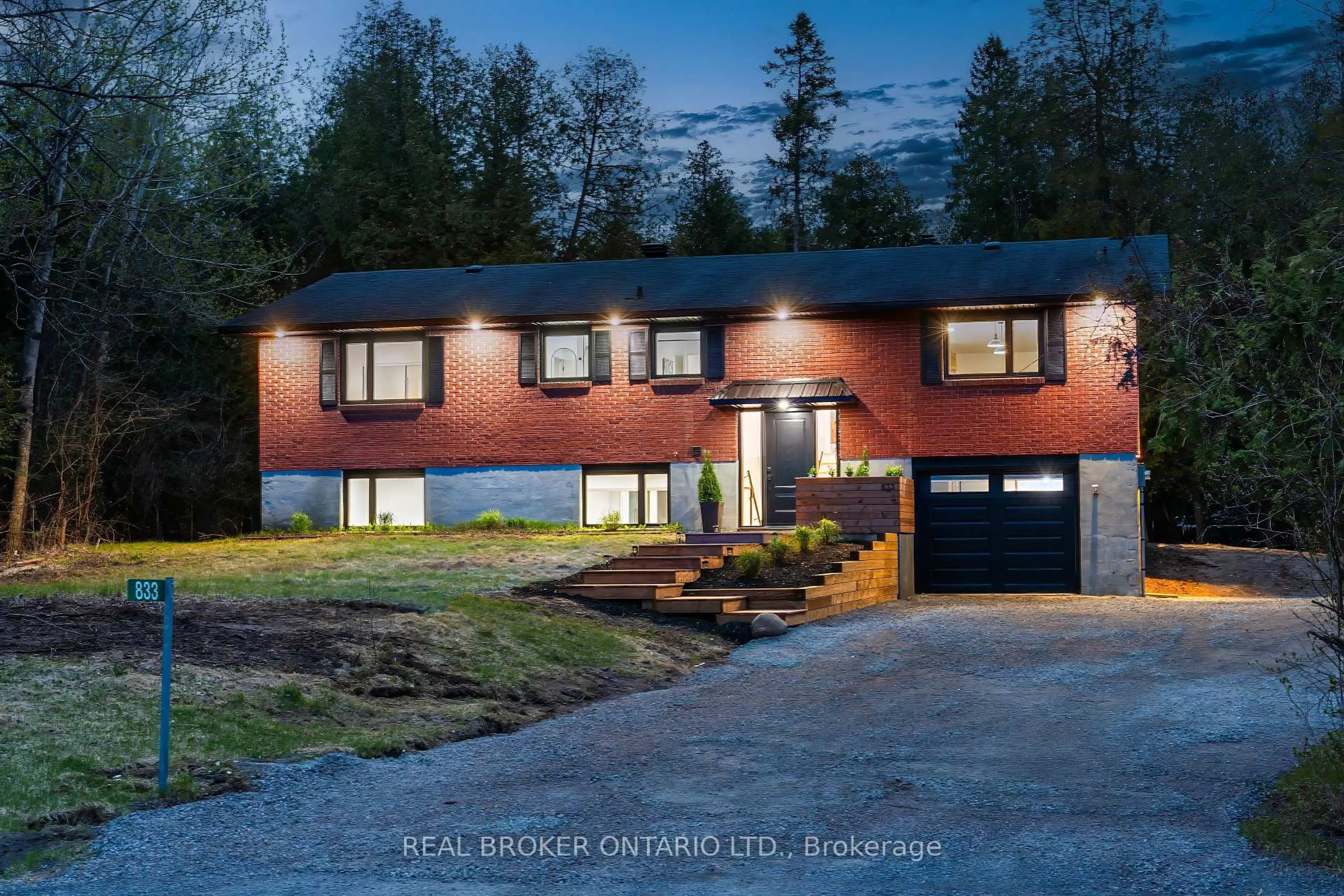 Home with brick exterior material, unknown for 833 Beavertail Rd, Carp Ontario K0A 1L0