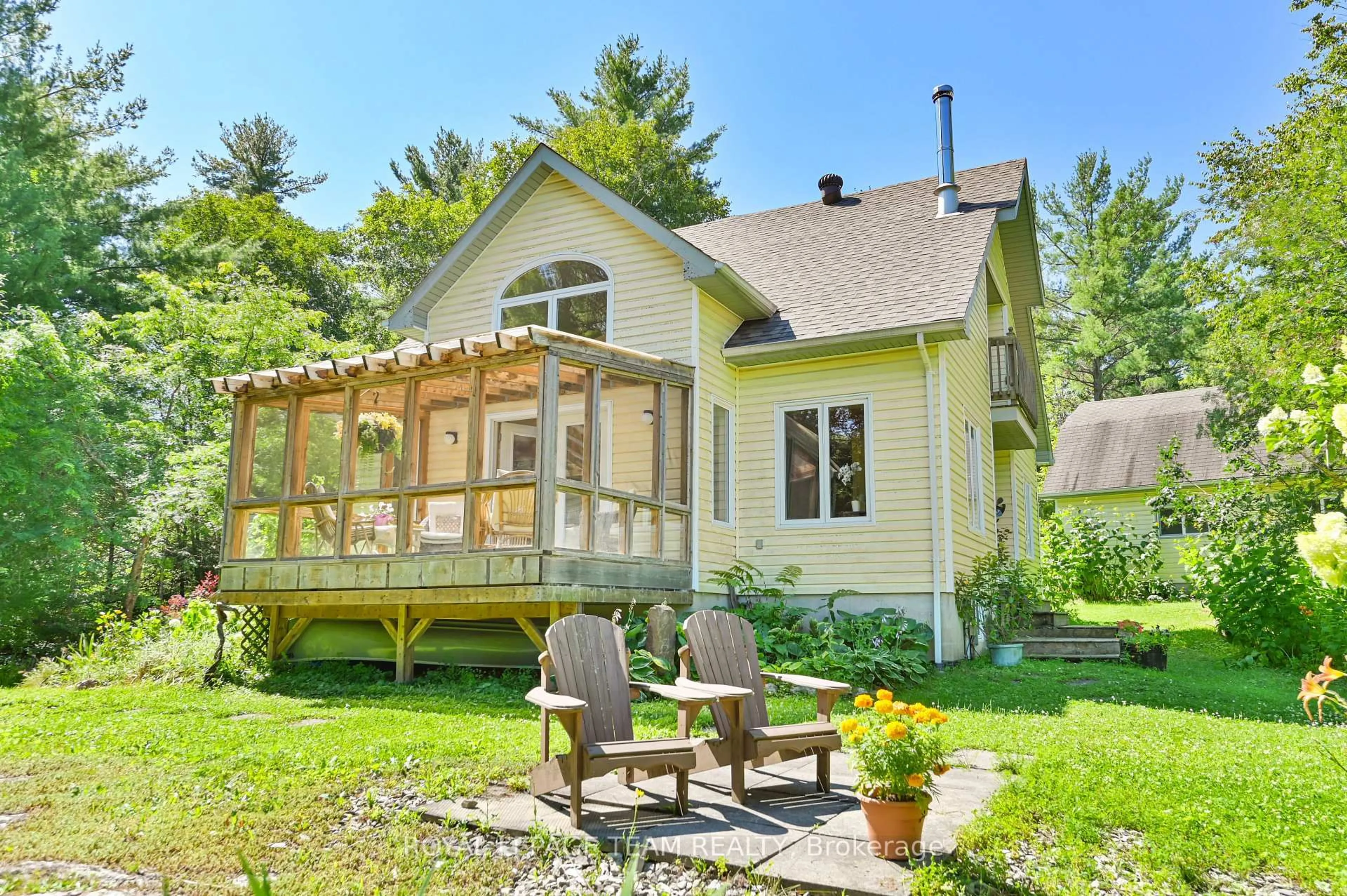 Patio, water/lake/river/ocean view for 284D Upper Flinton Rd, Tweed Ontario K0K 3J0