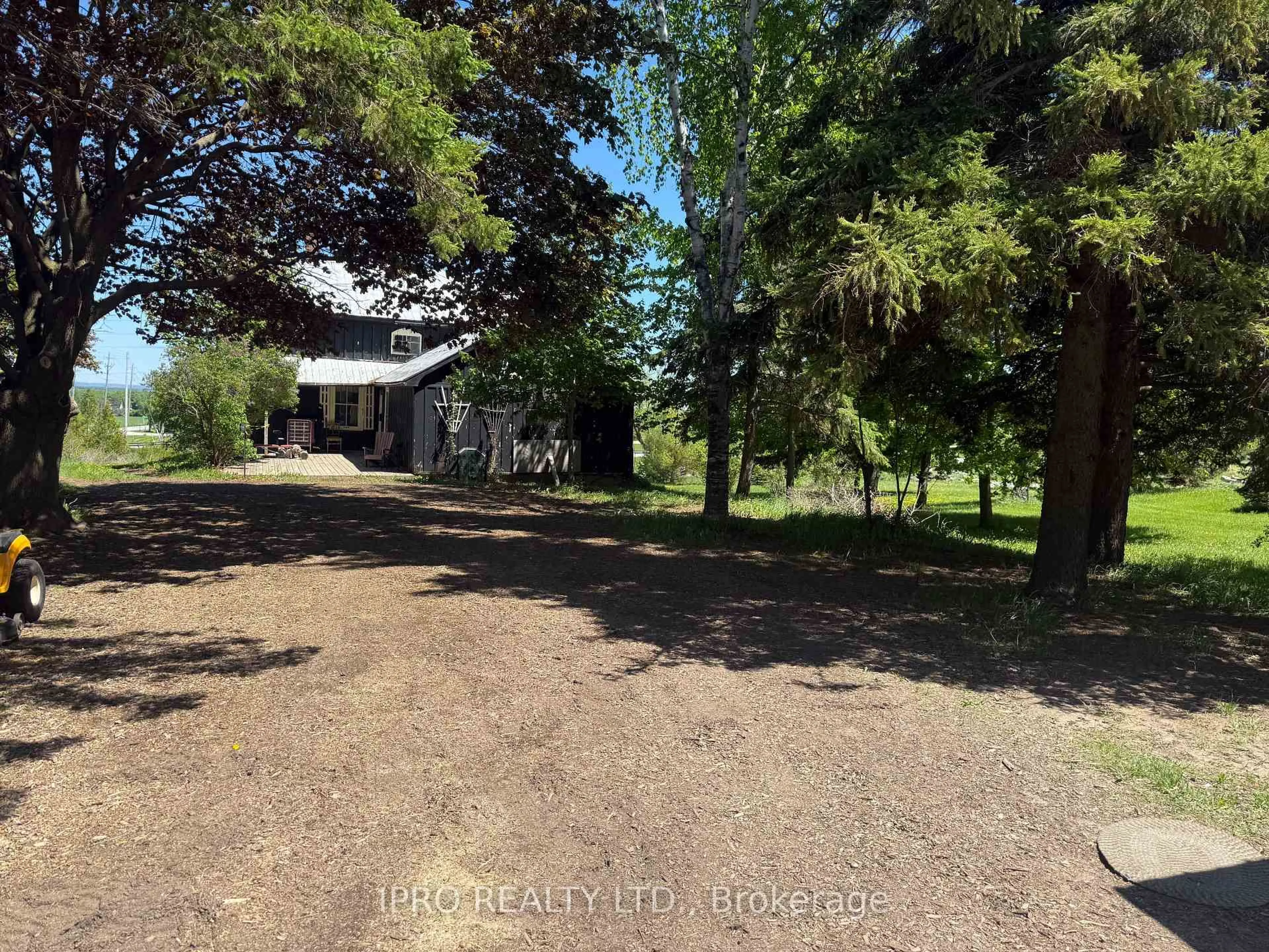 A pic from outside/outdoor area/front of a property/back of a property/a pic from drone, unknown for 828254 Mulmur Nottawasaga Townline, Mulmur Ontario L9V 0Y7